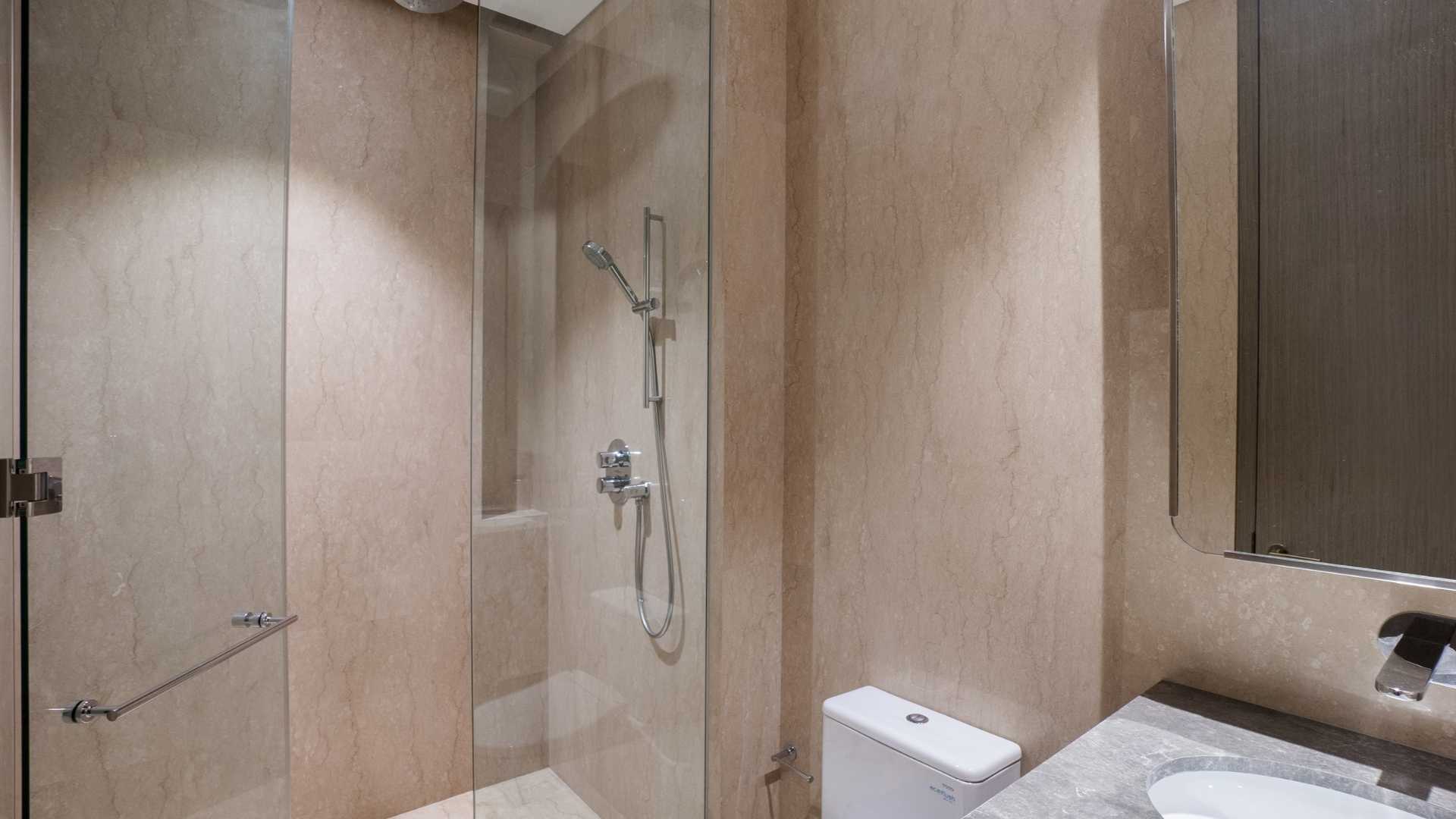Executive 2BR Living at Verde Two