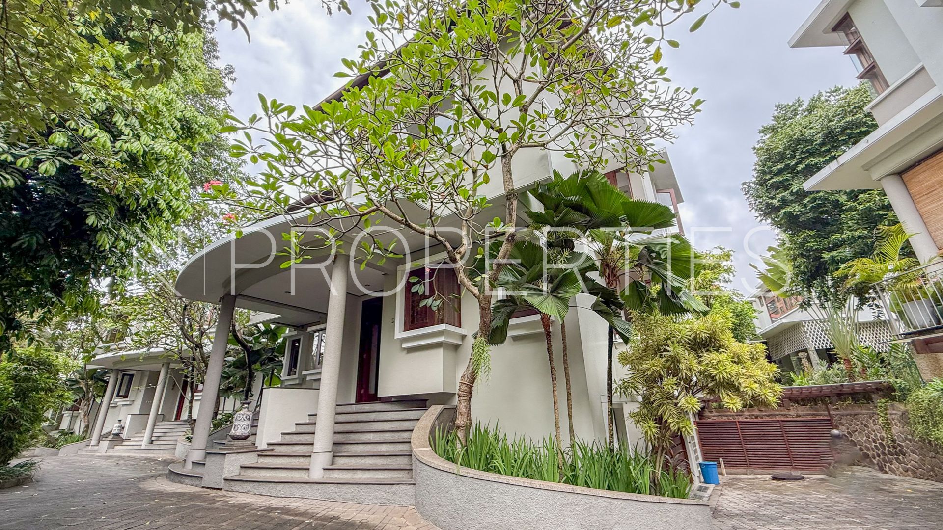 Balanced Family Living – Veranda Villas 1