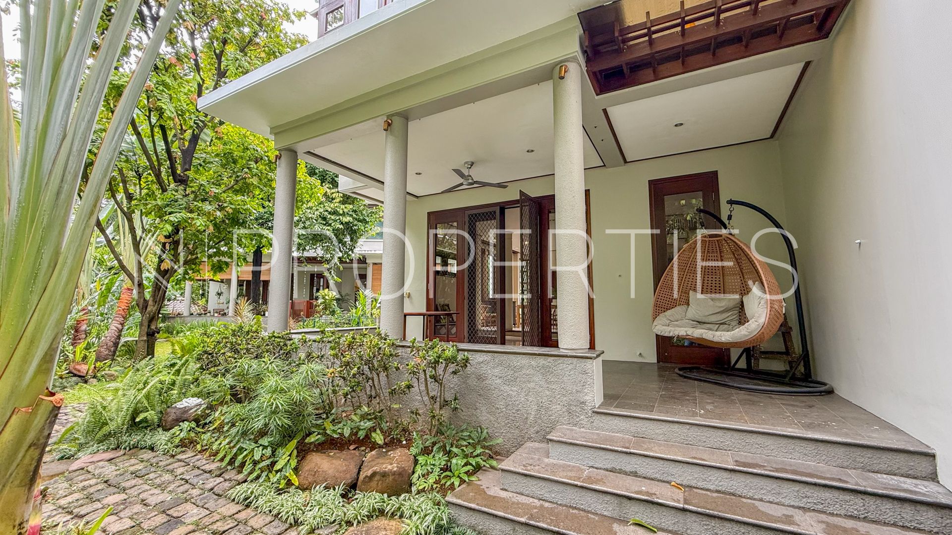 Balanced Family Living – Veranda Villas 1
