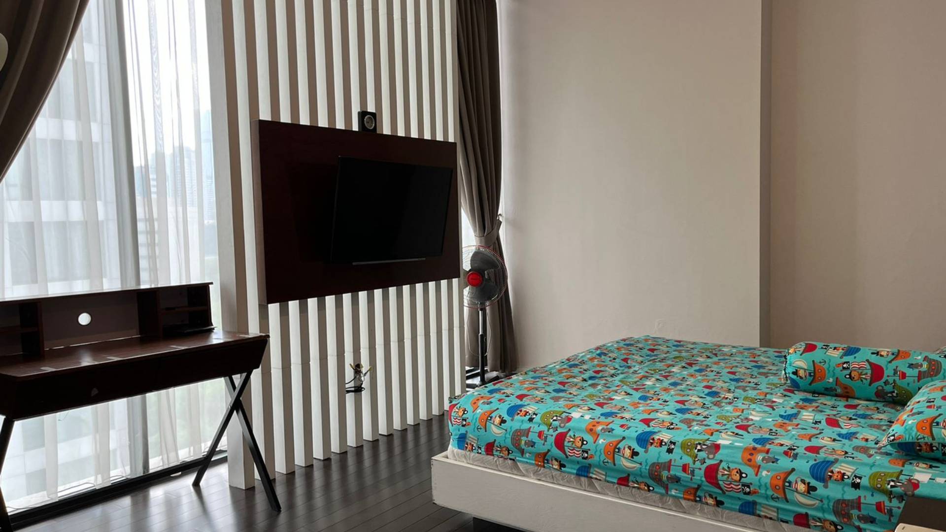 VERDE 0NE-3BR-BEDROOM 1