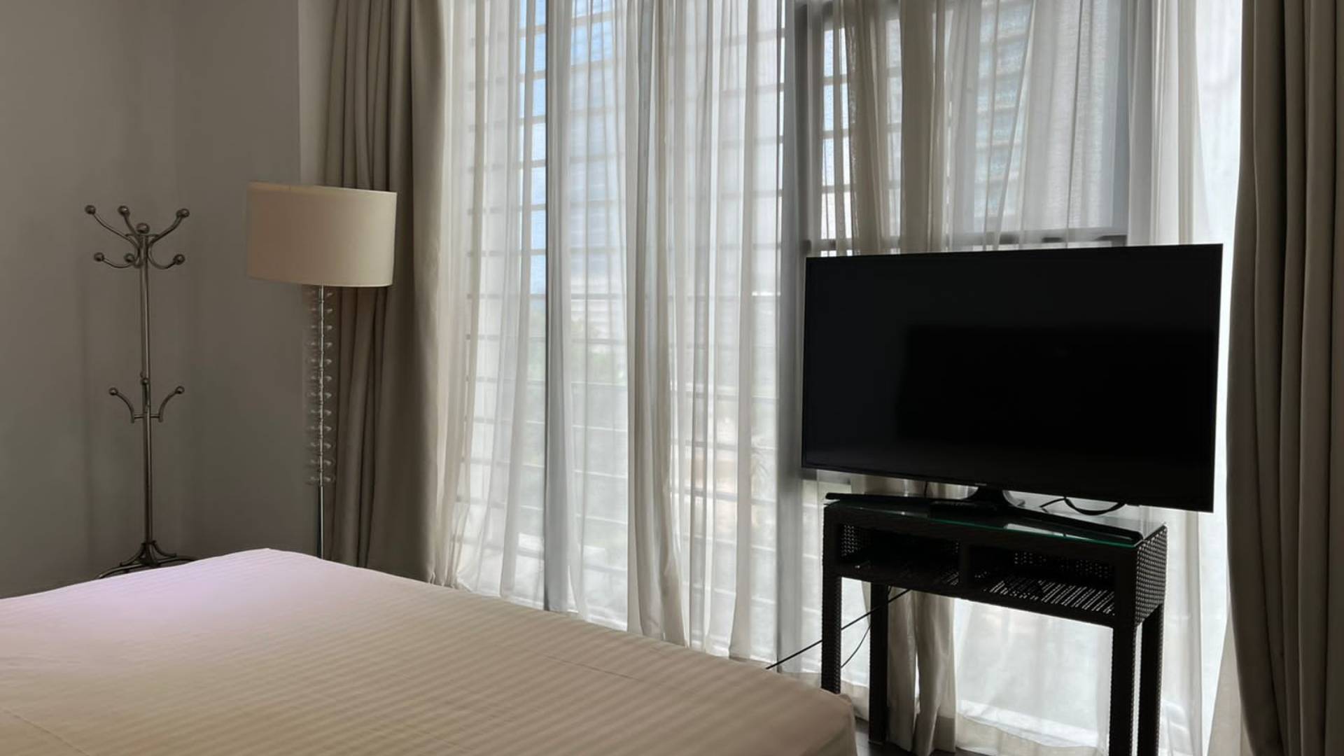 VERDE 0NE-3BR-BEDROOM 1