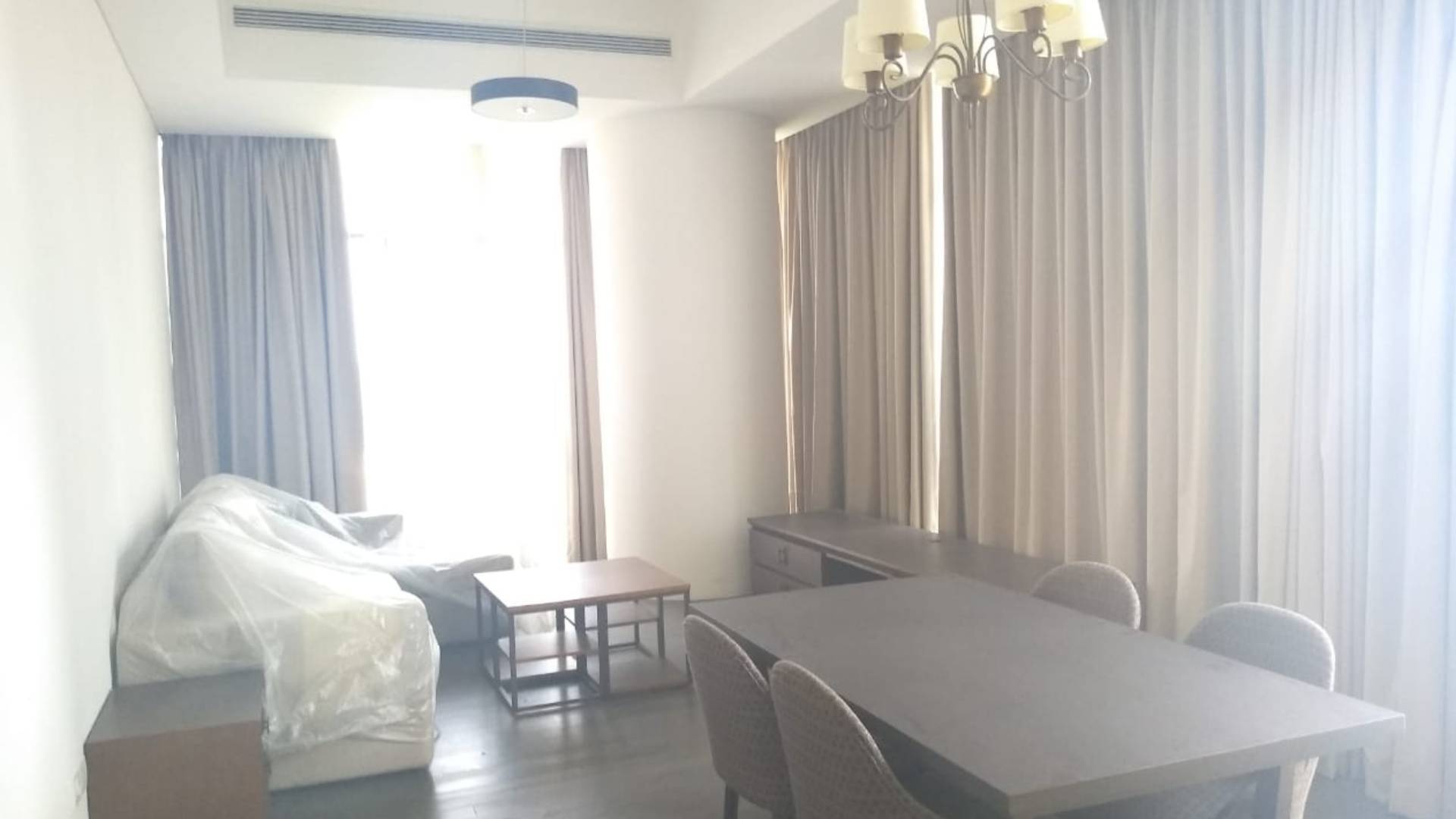 VERDE ONE-3BR-DINING & LIVING AREA VERDE ONE-3BR-DINING & LIVING AREA