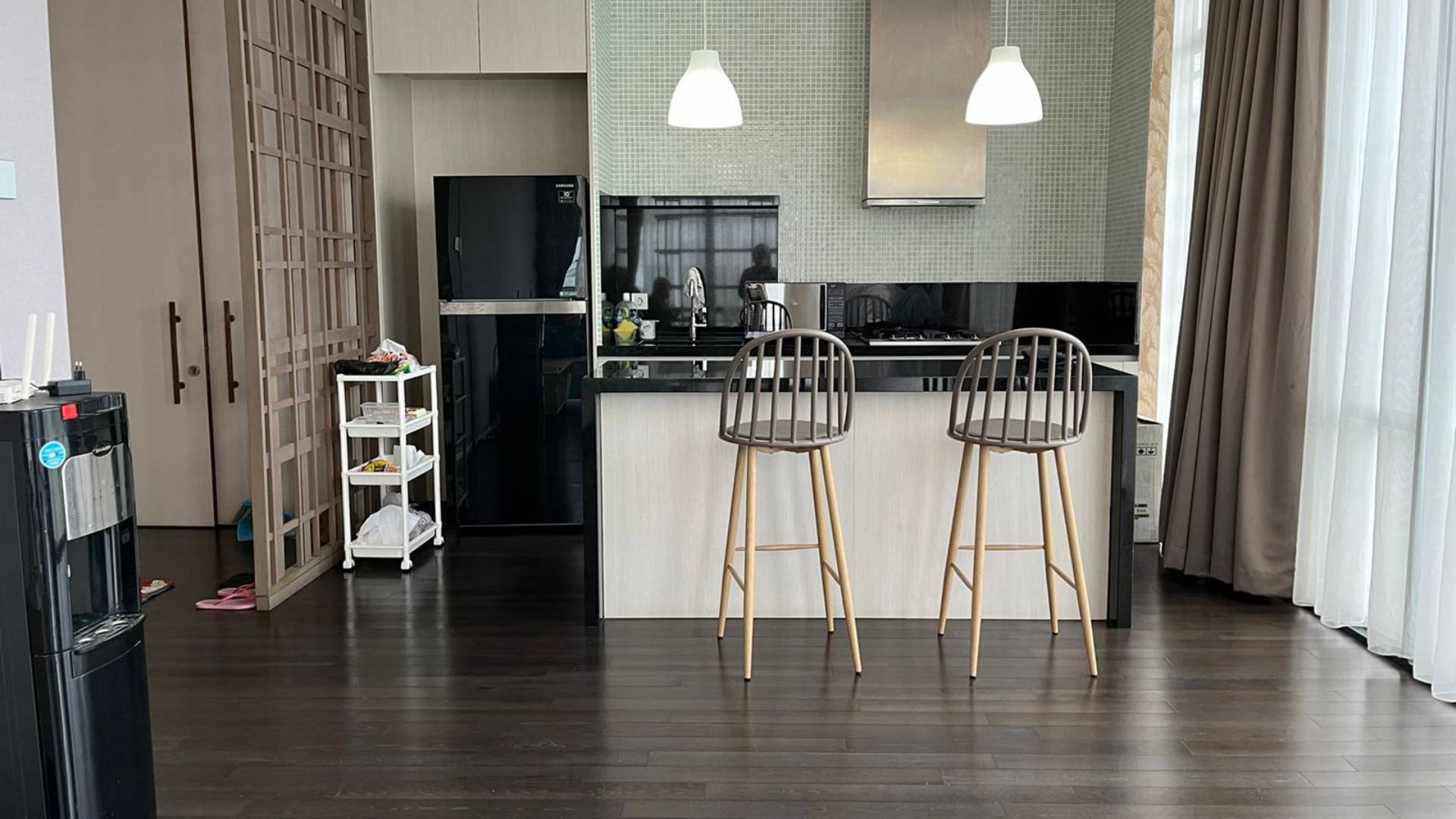 VERDE 0NE-3BR-KITCHEN AREA