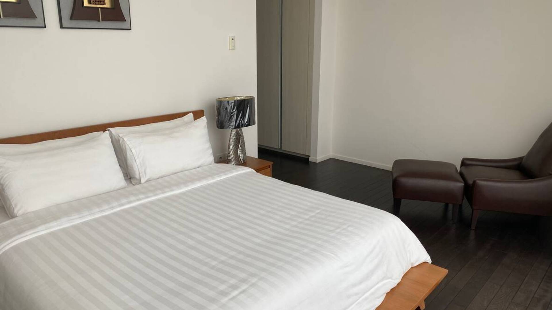 VERDE 0NE-3BR-MASTER BEDROOM