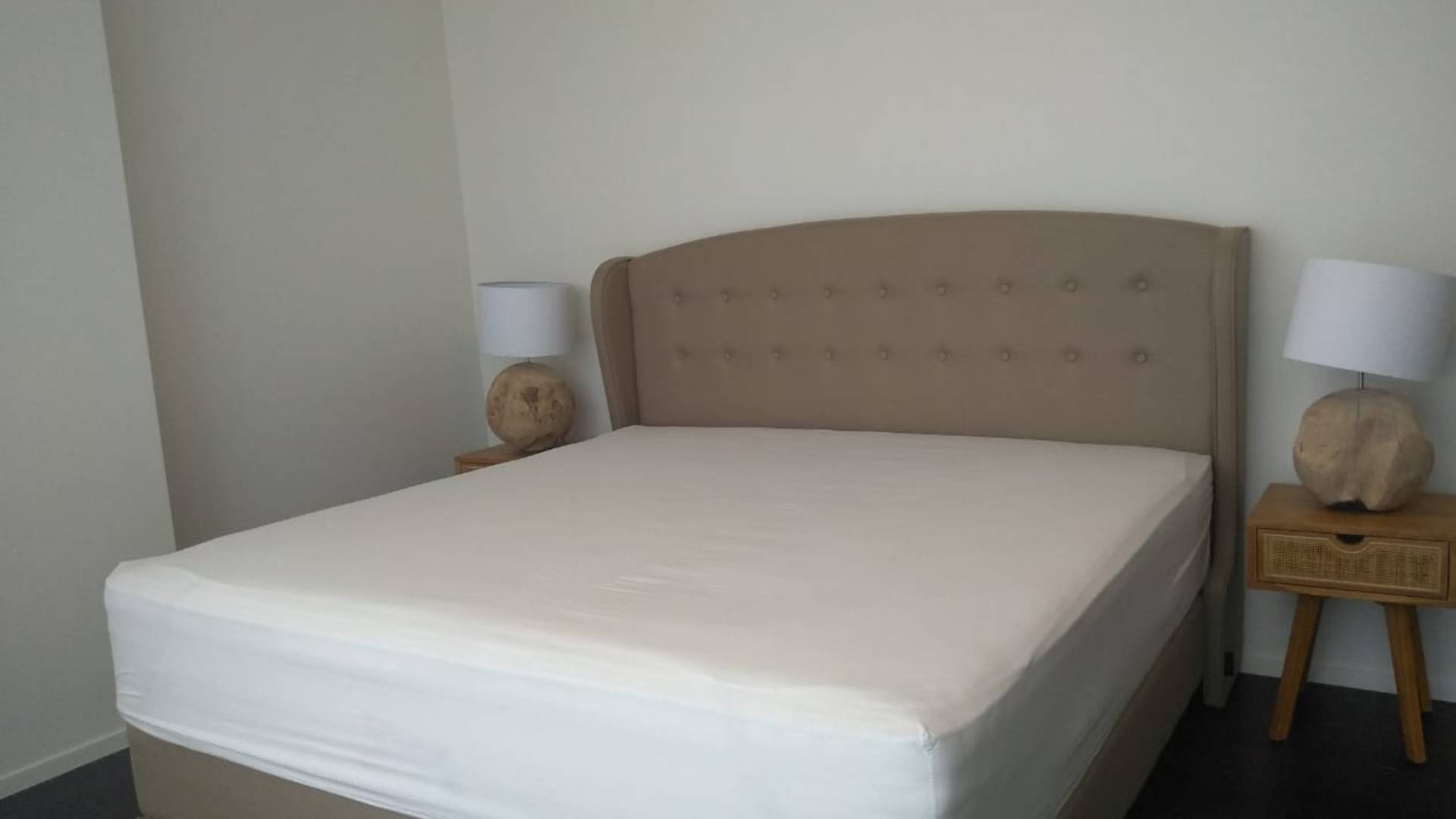 VERDE 0NE-3BR-MASTER BEDROOM