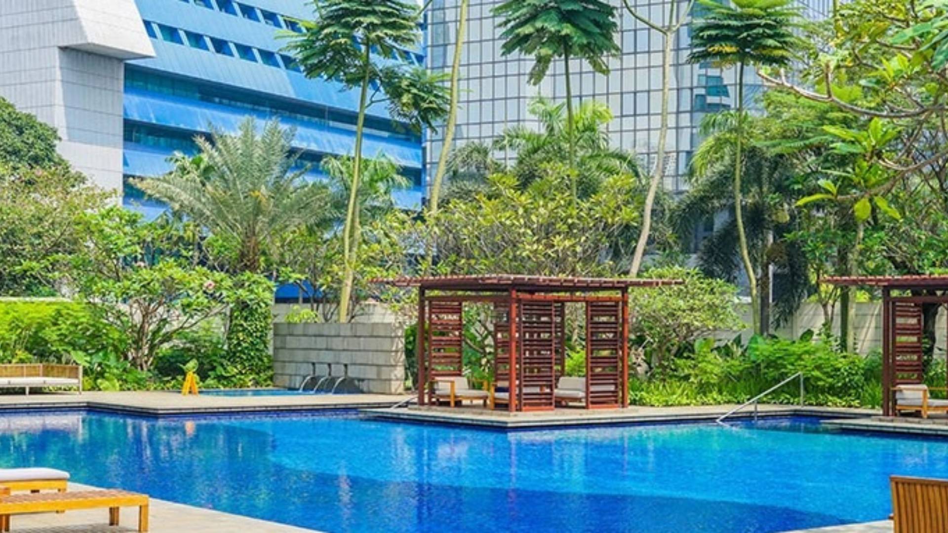 VERDE 0NE-3BR-POOL FACILITY