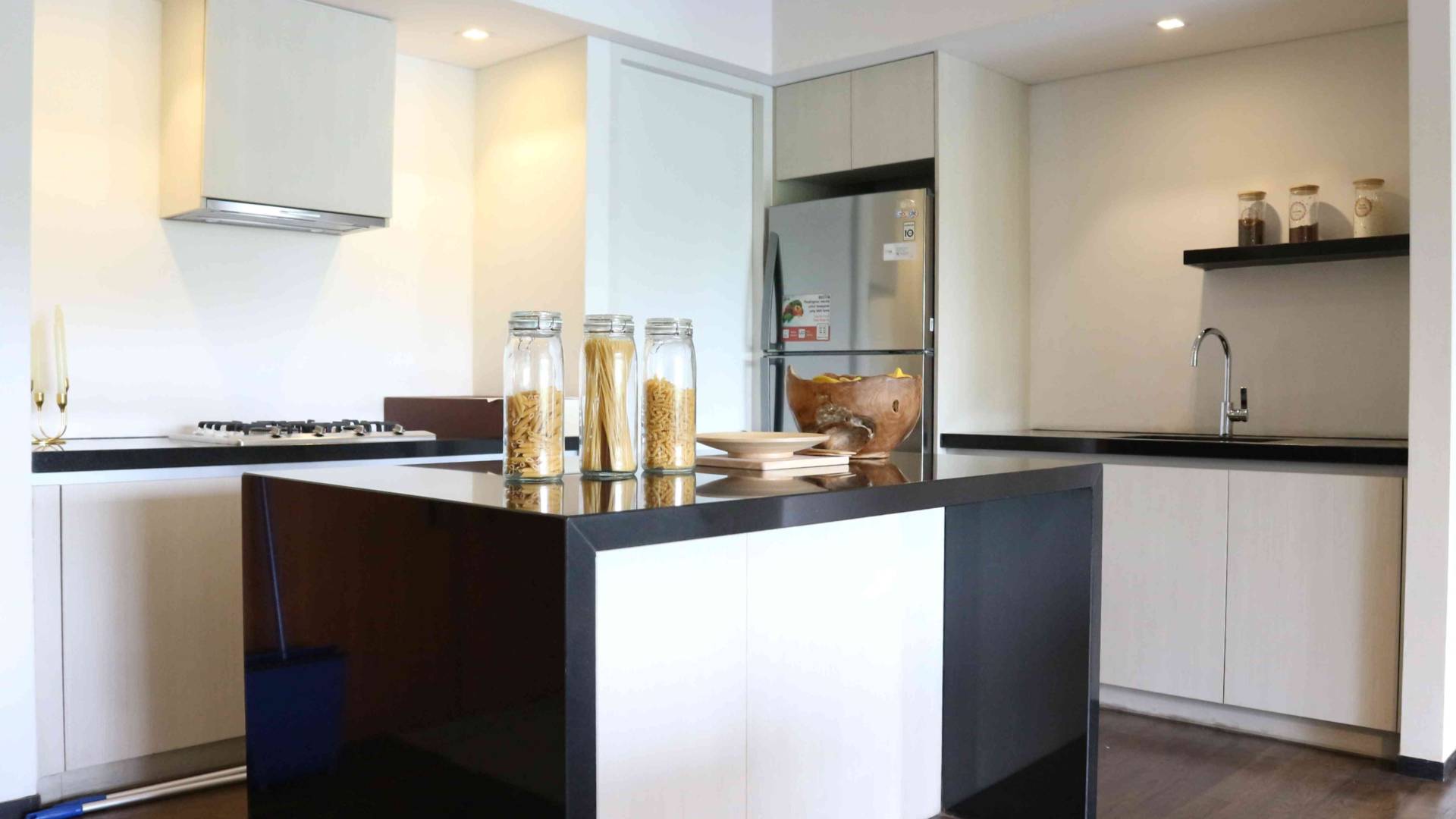 VERDE ONE-2BR-KITCHEN AREA Rare 2BR Residence – Verde One