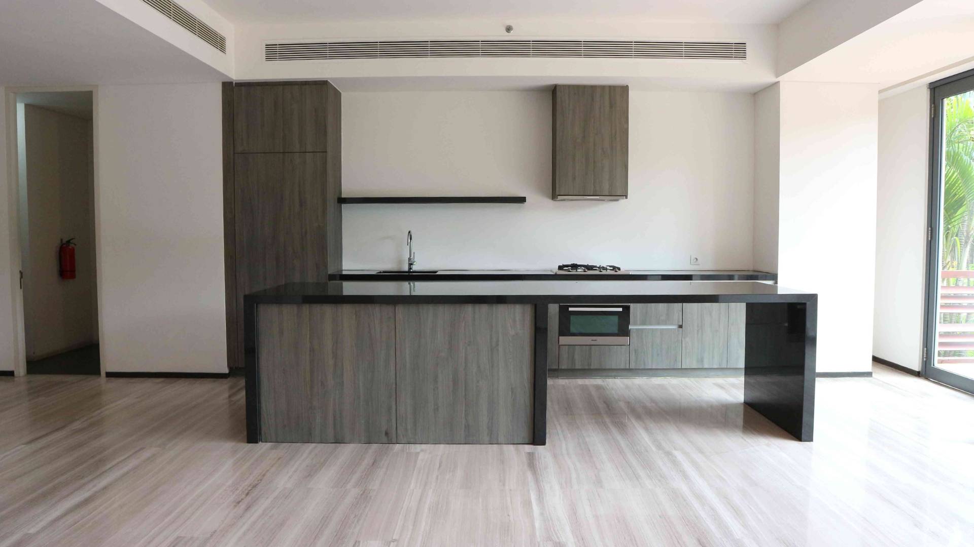 VERDE ONE-2BR-KITCHEN AREA WIDE ANGLE Verde One – Expansive 2BR Apartment