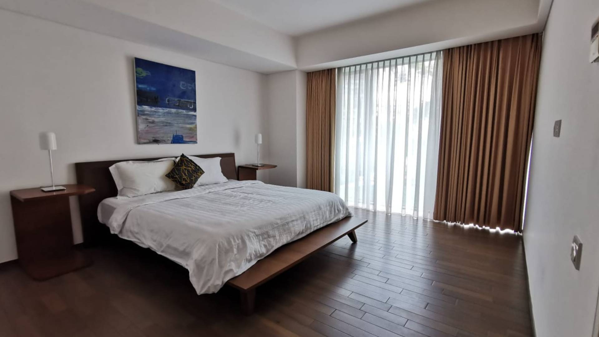 VERDE ONE-2BR-MASTER BEDROOM FROM ENTRANCE BEDROOM Well-Proportioned 2BR Layout – Verde One