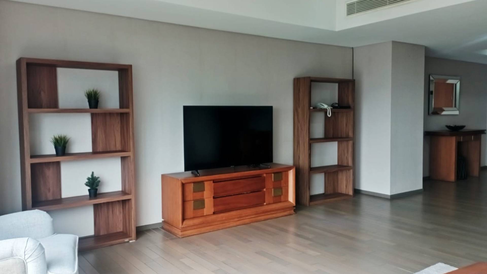 Elegant 3BR Residence – Verde One