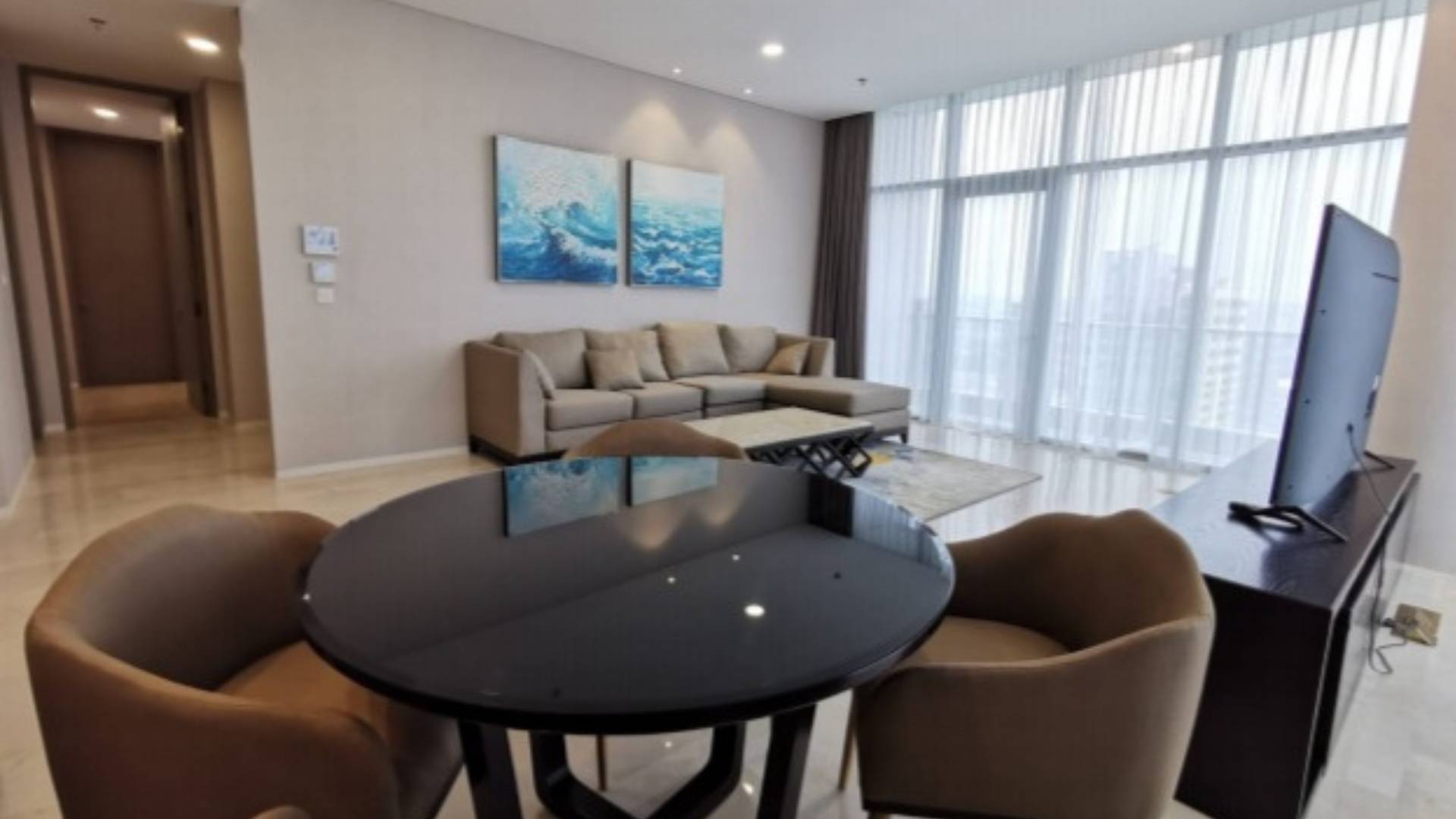 VERDE TWO-TERRAVERDE-3BR-DINING AREA Private Luxury Apartment – Verde Two
