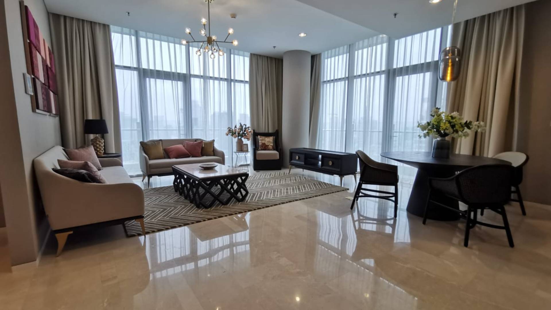 VERDE TWO-TERRAVERDE-3BR-LIVING & DINING AREA Verde Two 3BR – Expansive Premium Living