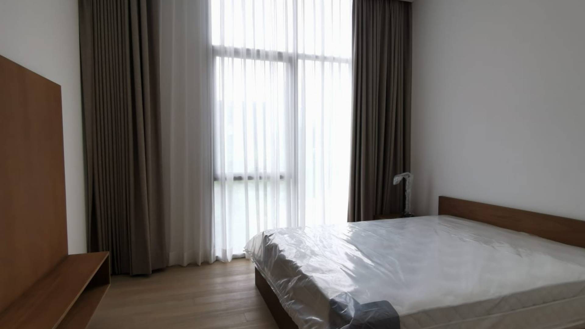 VERDE TWO-TERRAVERDE-3BR-MASTER BEDROOM Prestigious 3BR Apartment at Verde Two Jakarta