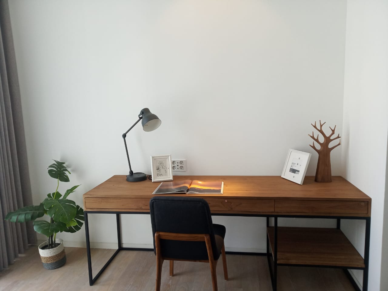 VERDETWO-VERDE-WORKINGAREA Executive 2BR Residence at Verde Two