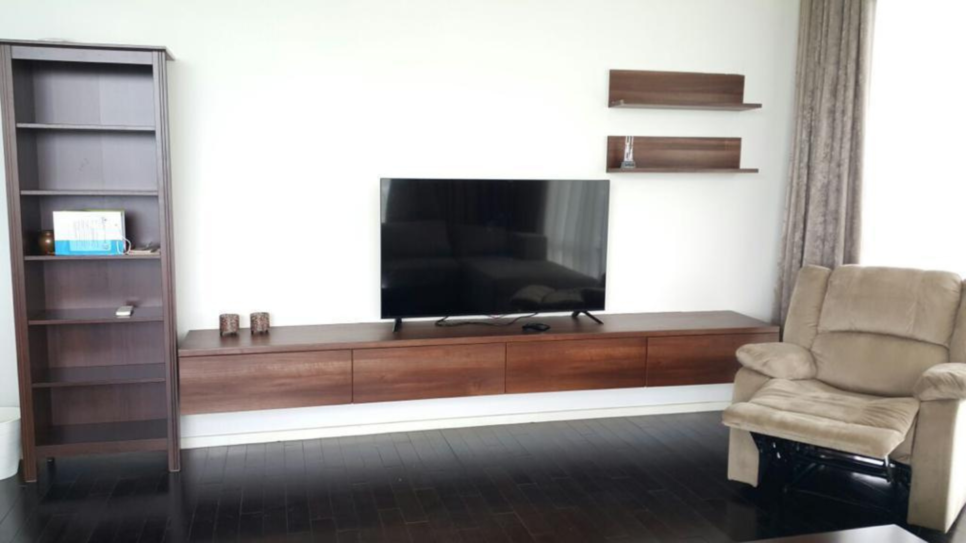 Verde One -2BR – Living Area 2