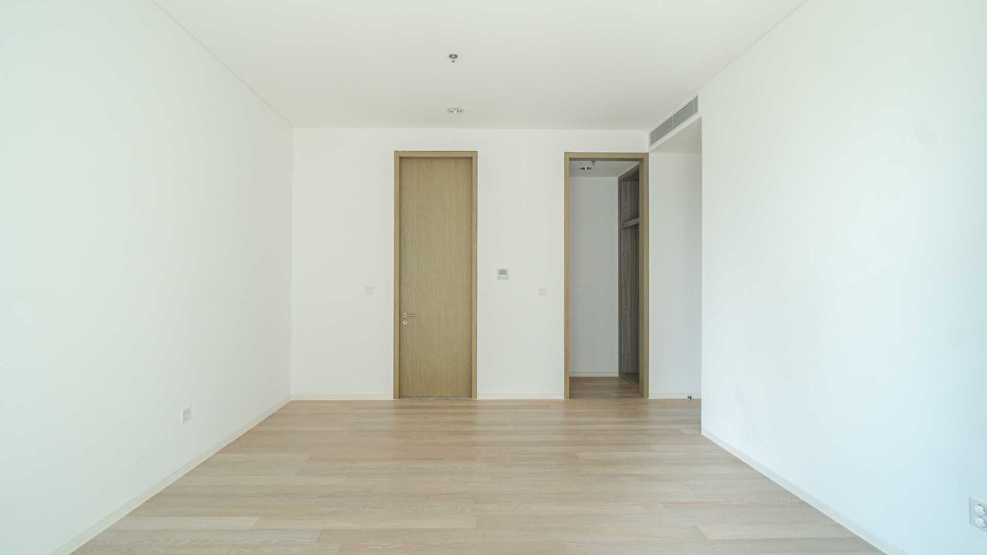 Verde Two Terraverde-3BR-Room door Family-Ready 3BR Residence at Verde Two