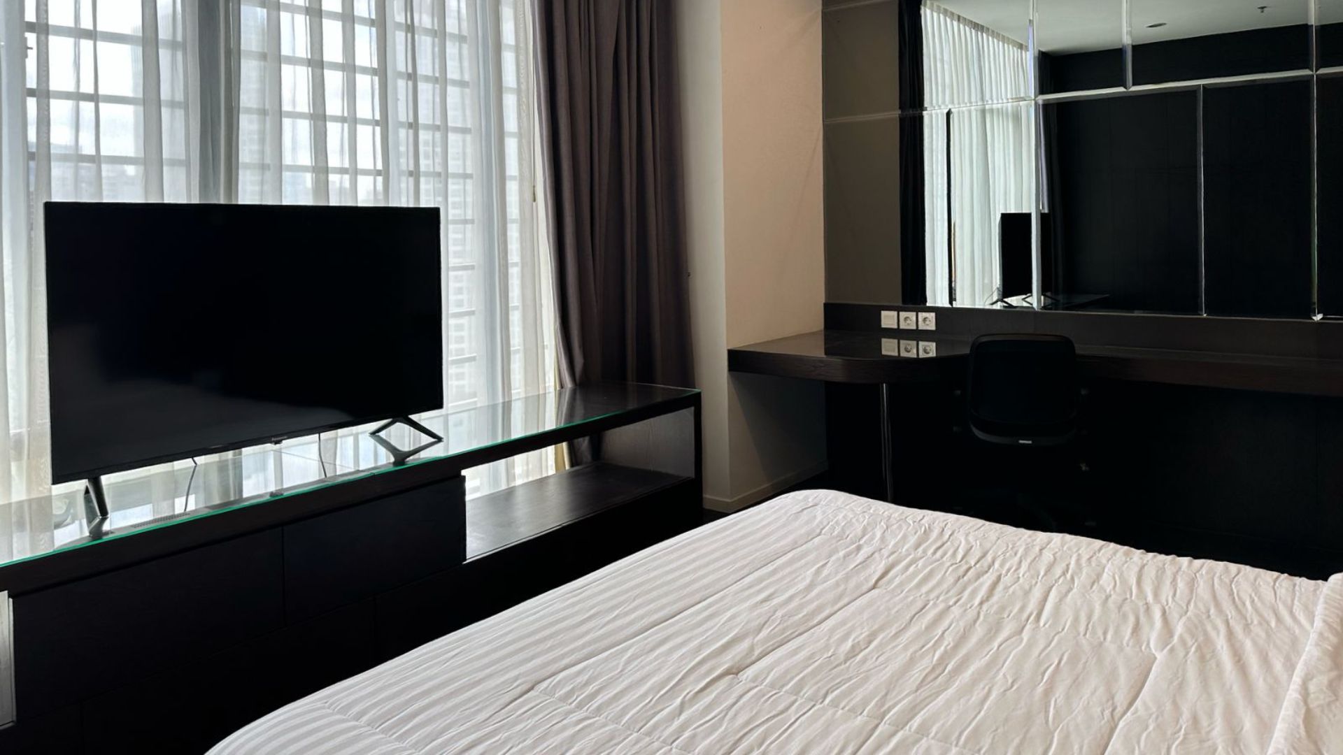 Verdeone – 3BR – Bedroom 2 Smart 3BR Urban Residence at Verde One