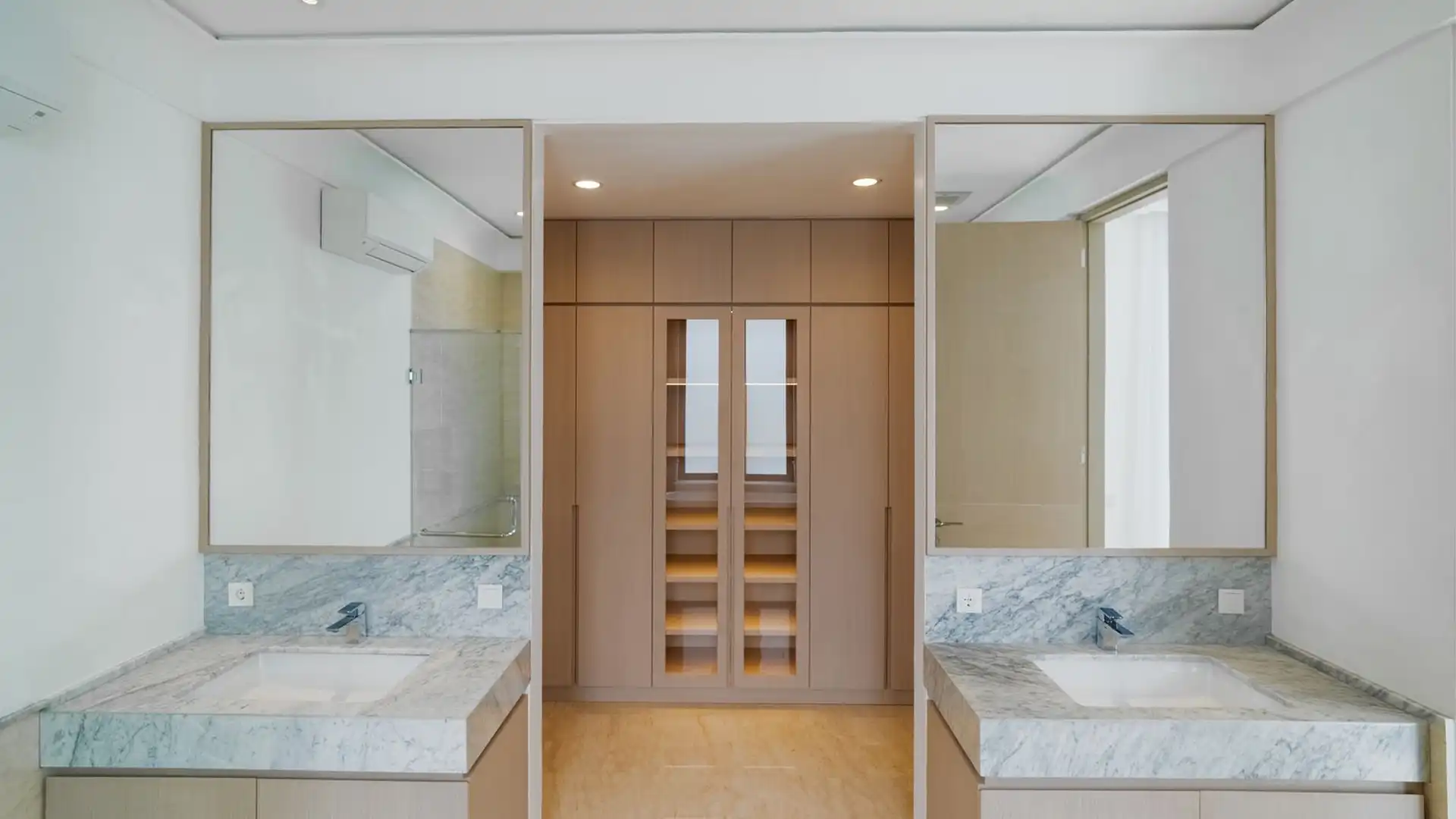 Amari Residence-3BR-Bathroom 2 Famly Friendly 3BR House – Kebayoran Baru