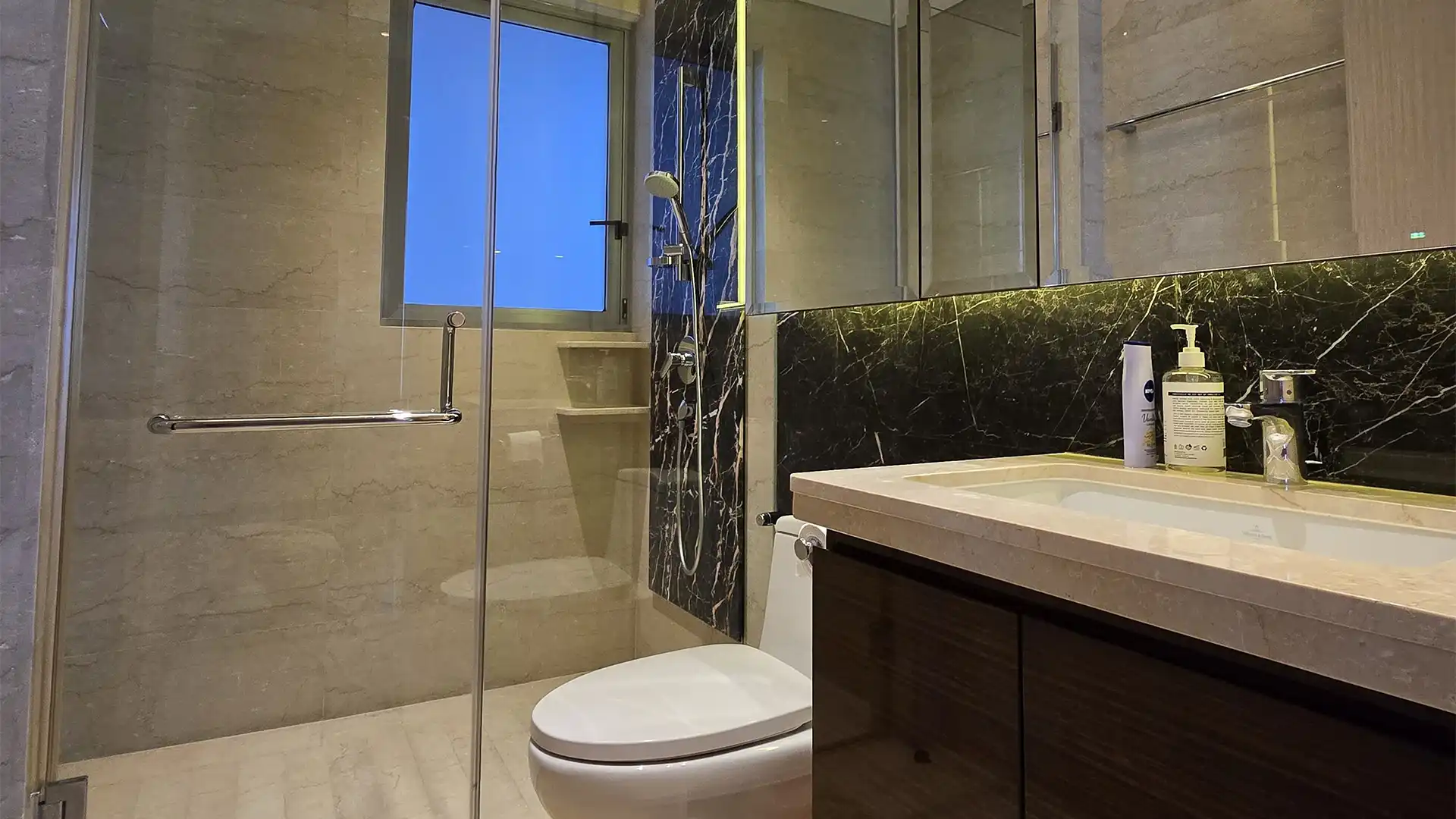 Anandamaya Residence-3BR-Bathroom 1 Prestigious 3BR Apartment – Anandamaya Residence