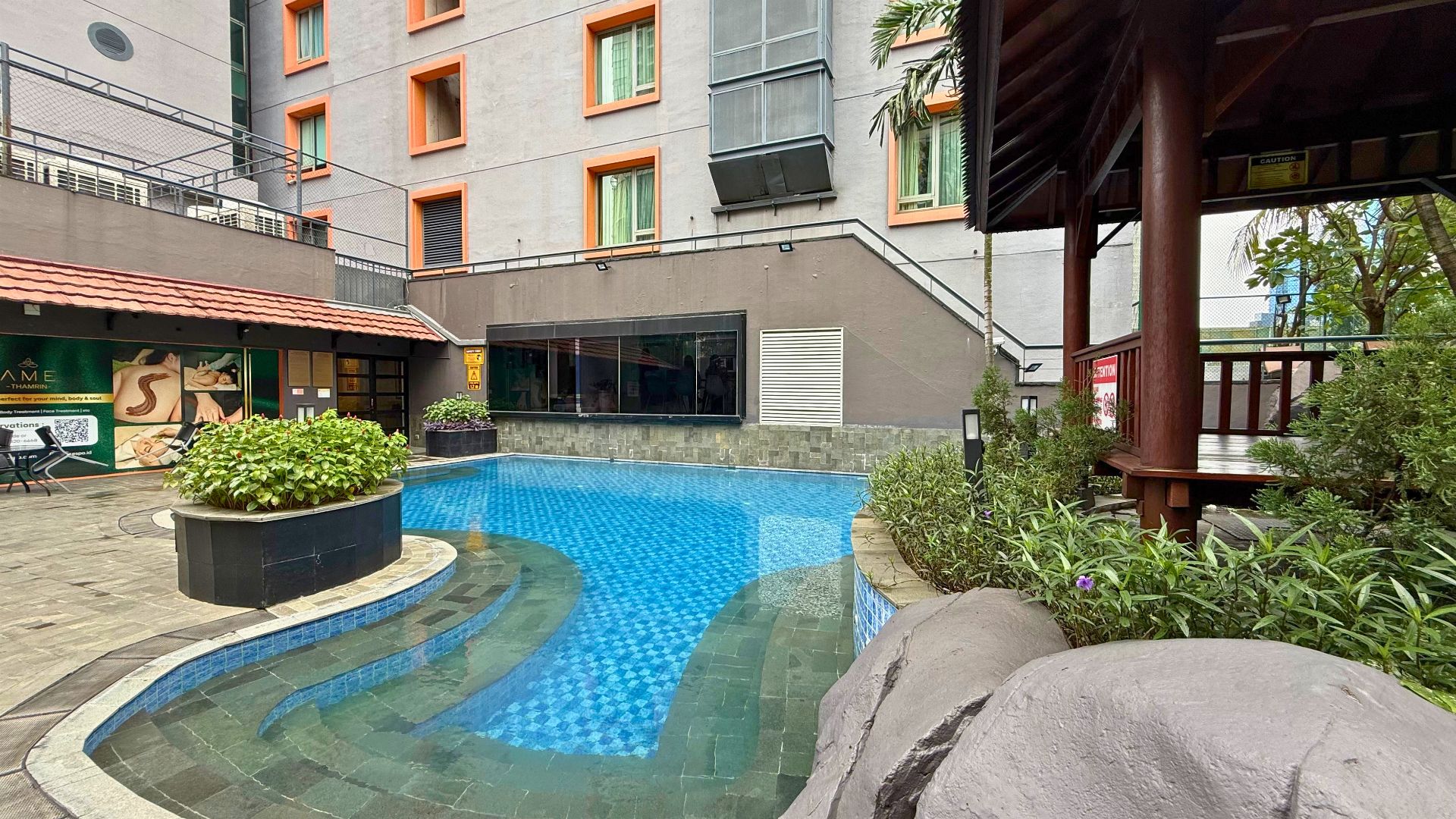 Ascott – Swimmingpool 1 Ascott Jakarta – Stylish 2BR Serviced Apartment