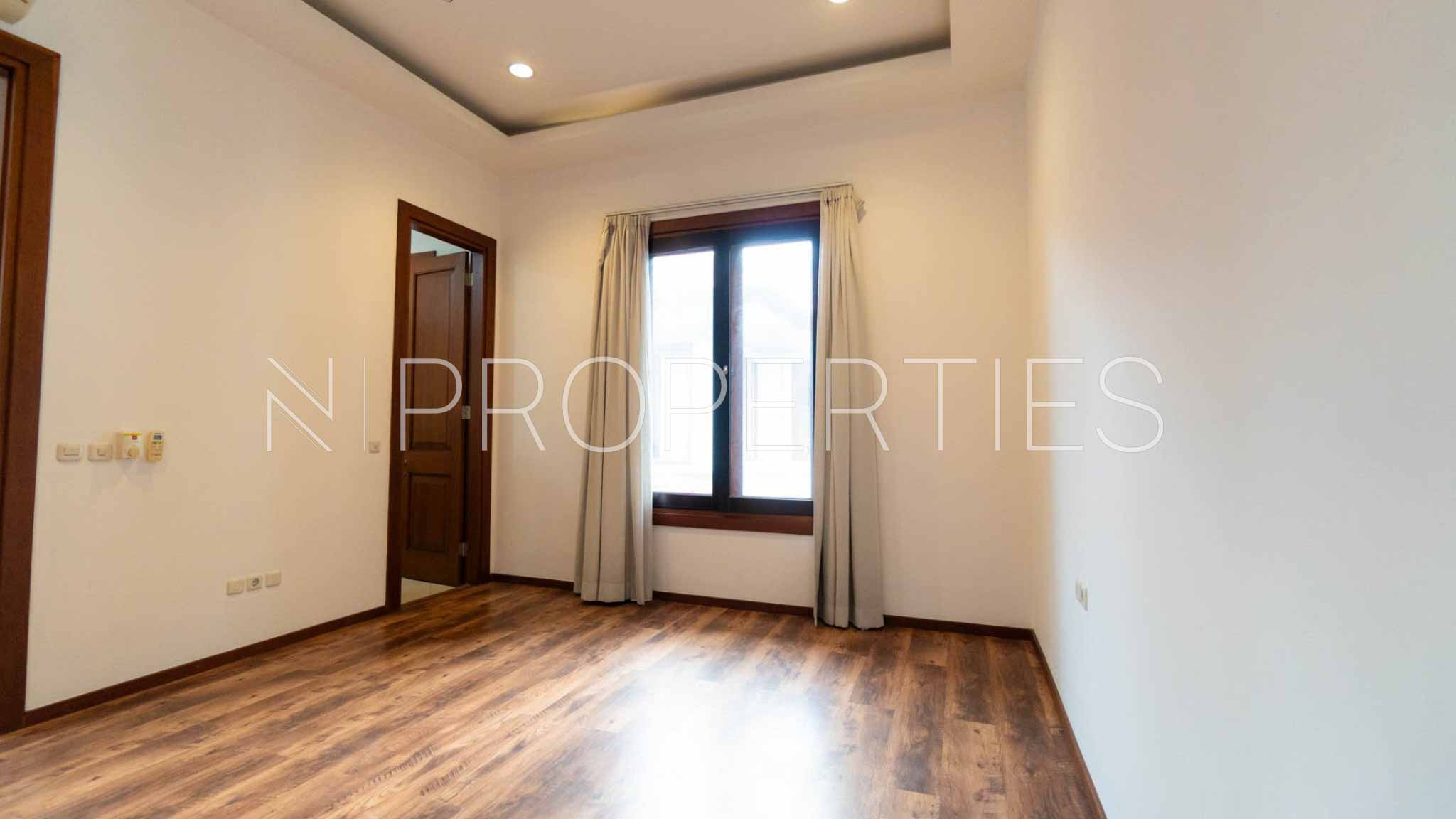 Benda Dalam 69-5BR-Bedroom 1 Large 5BR Compound at Cilandak