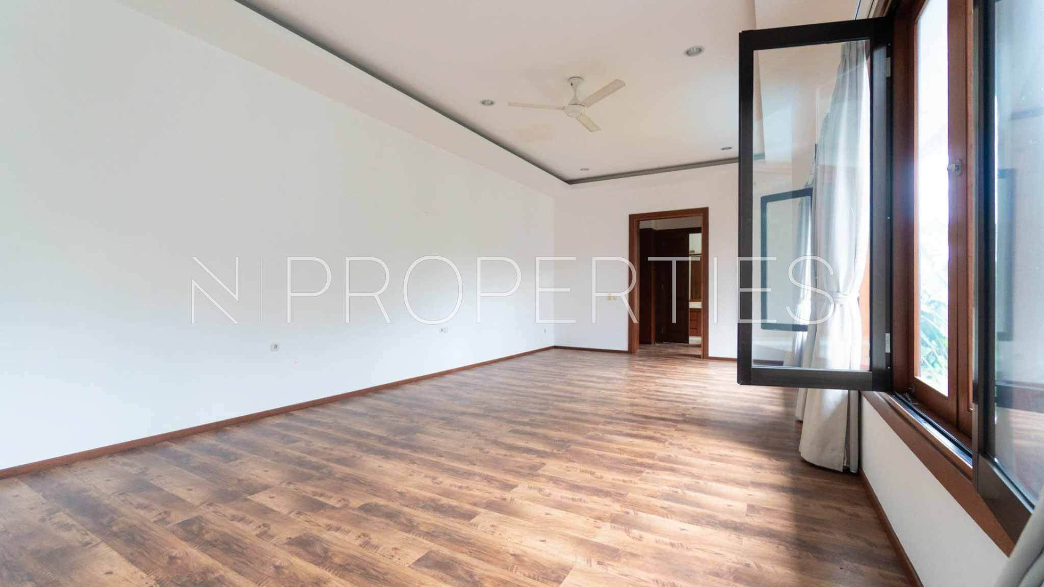 Benda Dalam 69-5BR-Bedroom 2 Large 5BR Compound at Cilandak