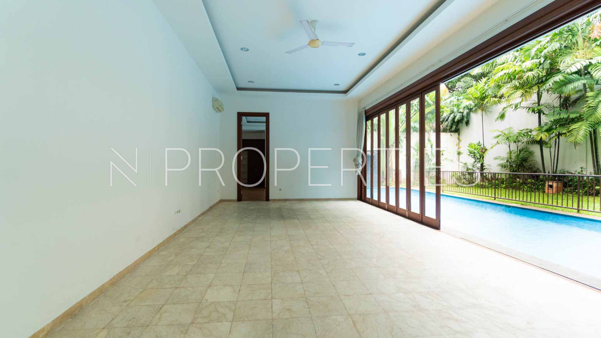 Benda Dalam 69-5BR-Living Area Large 5BR Compound at Cilandak