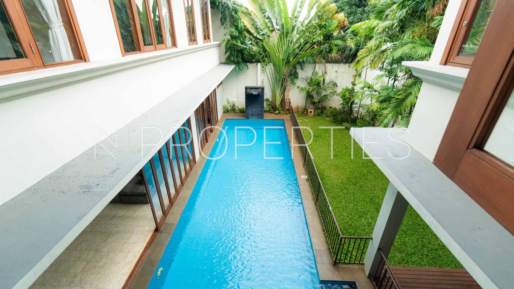 Benda Dalam 69-5BR-Swimming Pool from Second Floor Benda Dalam 69-5BR-Swimming Pool from Second Floor