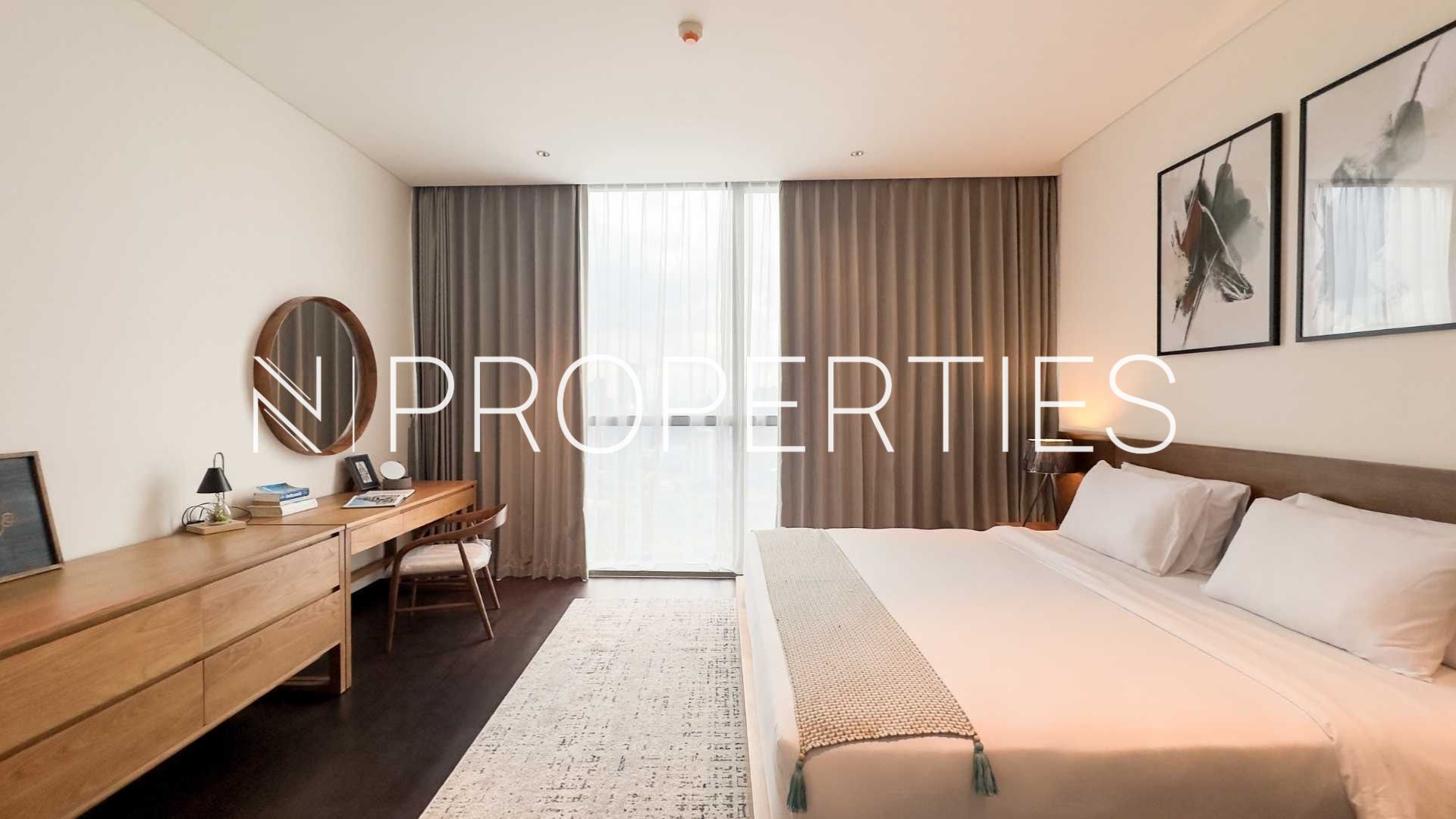 CASADOMAINE 51D – Huge Bedroom Elegant 2BR Luxury Residence – Casa Domaine