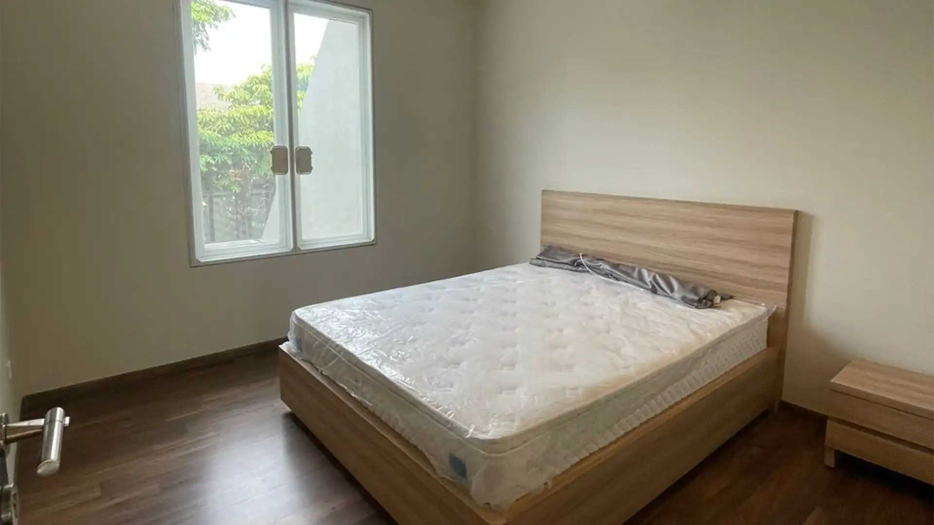 Modern Style 3BR House at Kemang