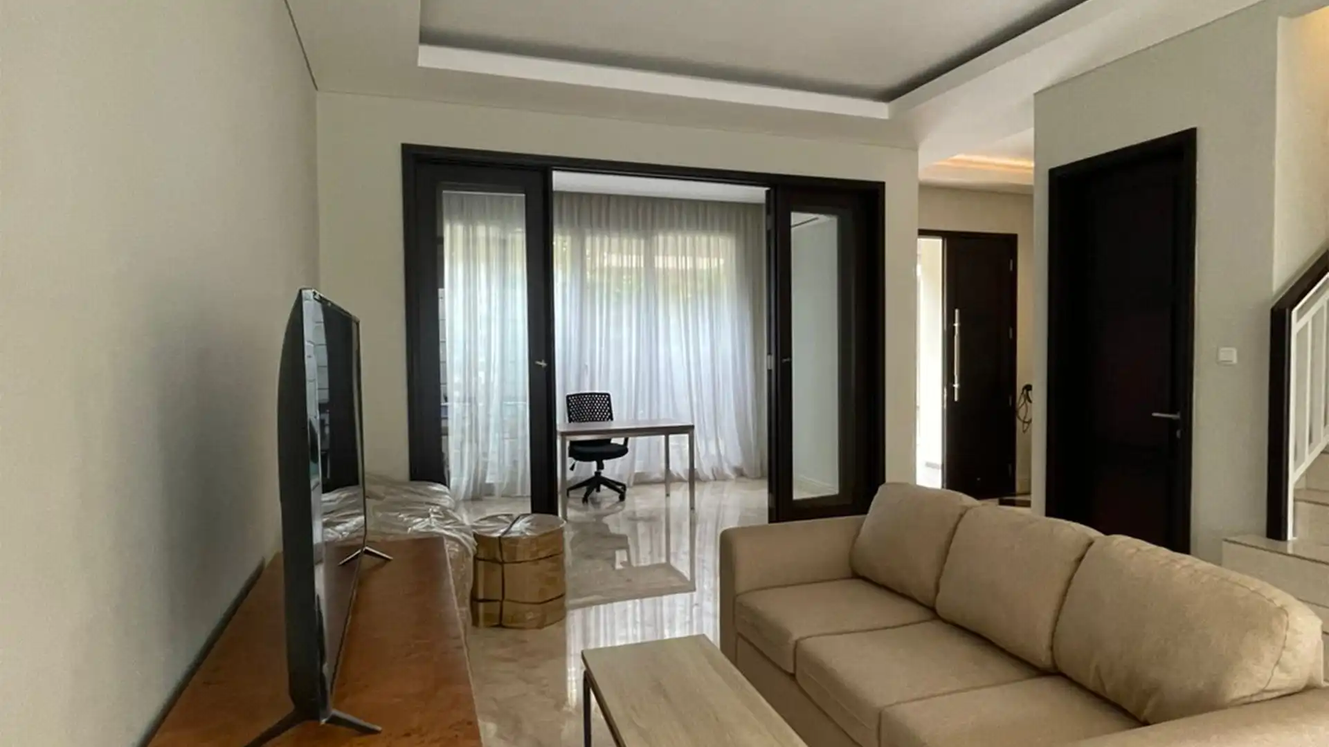 Modern Style 3BR House at Kemang