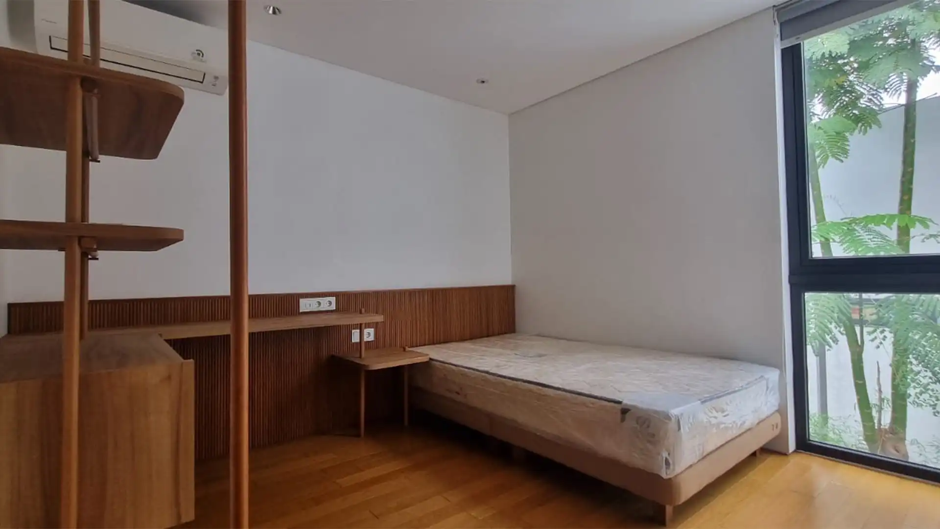 Well-Balanced 3BR Family House at Cilandak