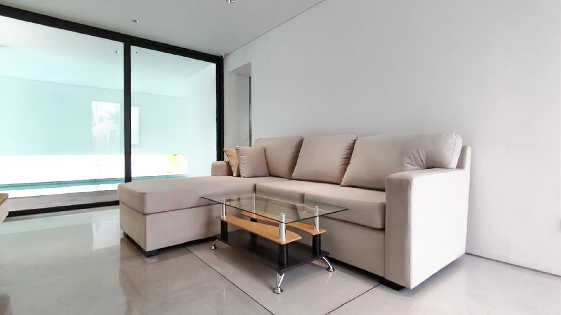 Comfortable 3BR Family Home at Cilandak