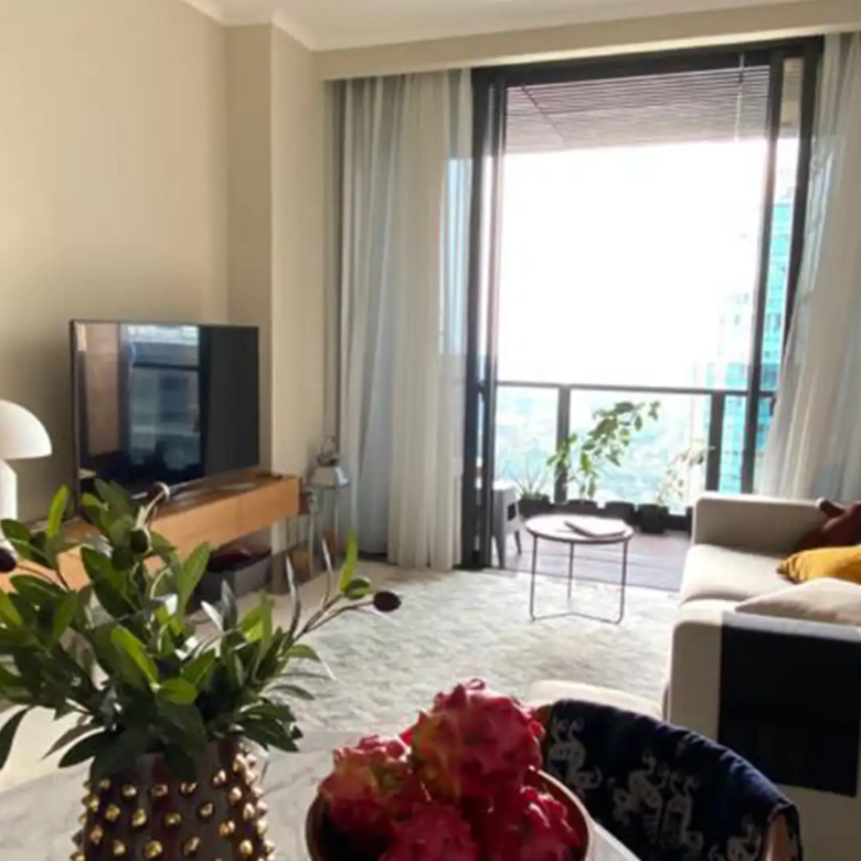 District 8-1BR-Dining & Living Area