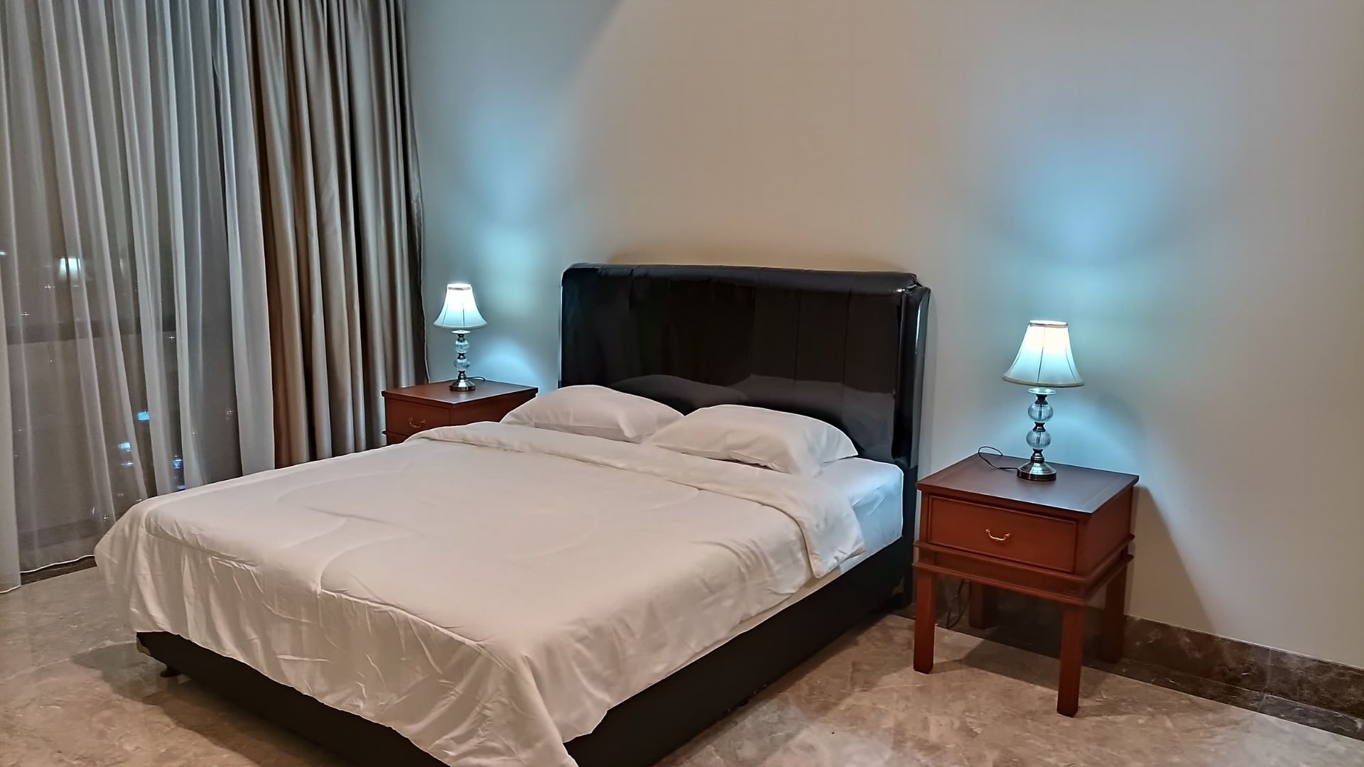 District 8-2BR-Full Furnished Cozy Bedroom Contemporary 2BR Apartment at District 8