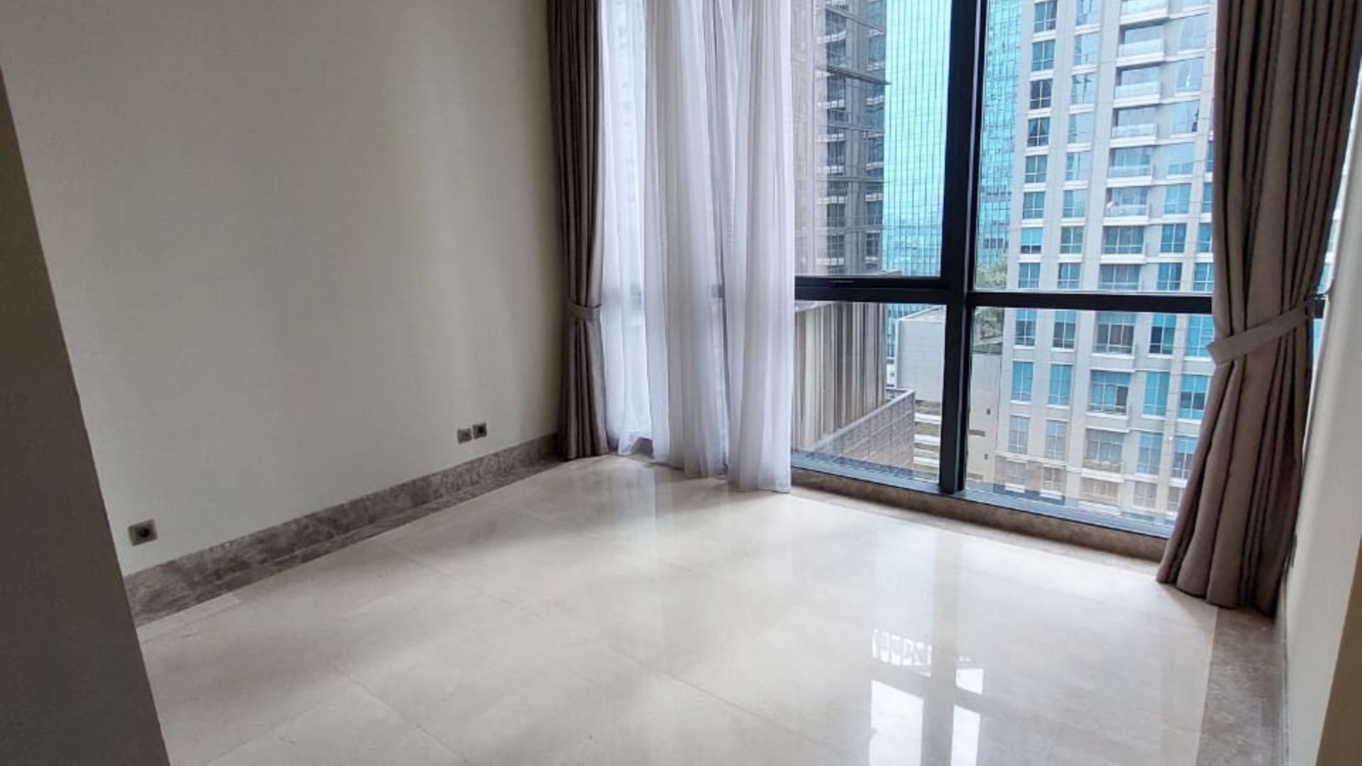 District 8-2BR-Spacious Empty Space Comfortable 2BR Apartment at District 8