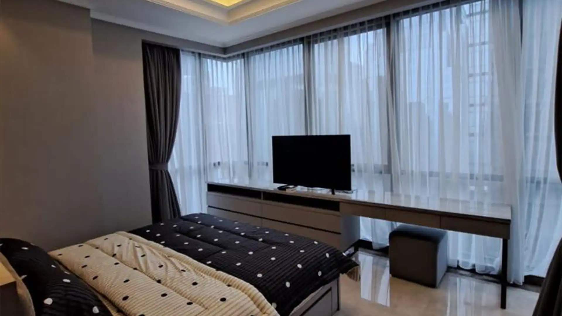 Expansive Living 3BR at District 8