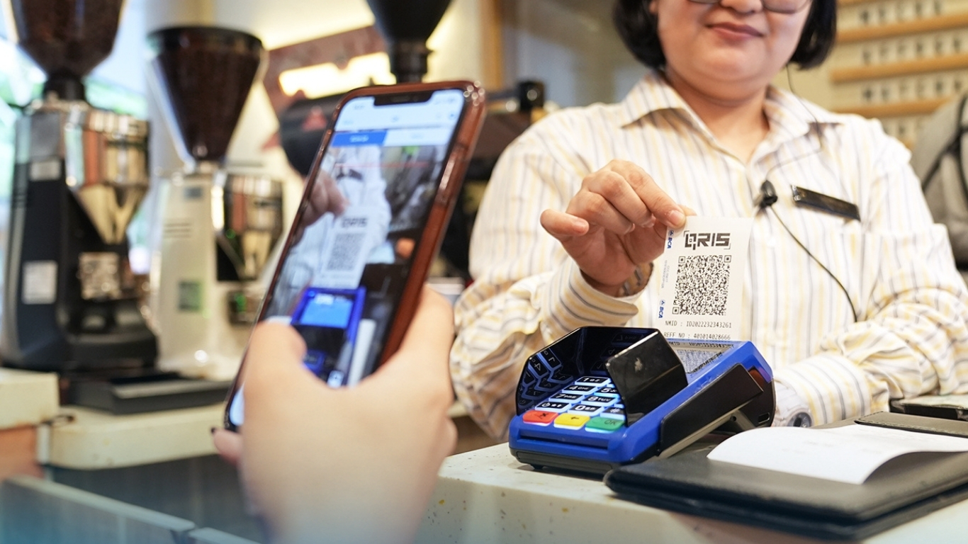 How to Use QRIS for Cashless Payments in Indonesia