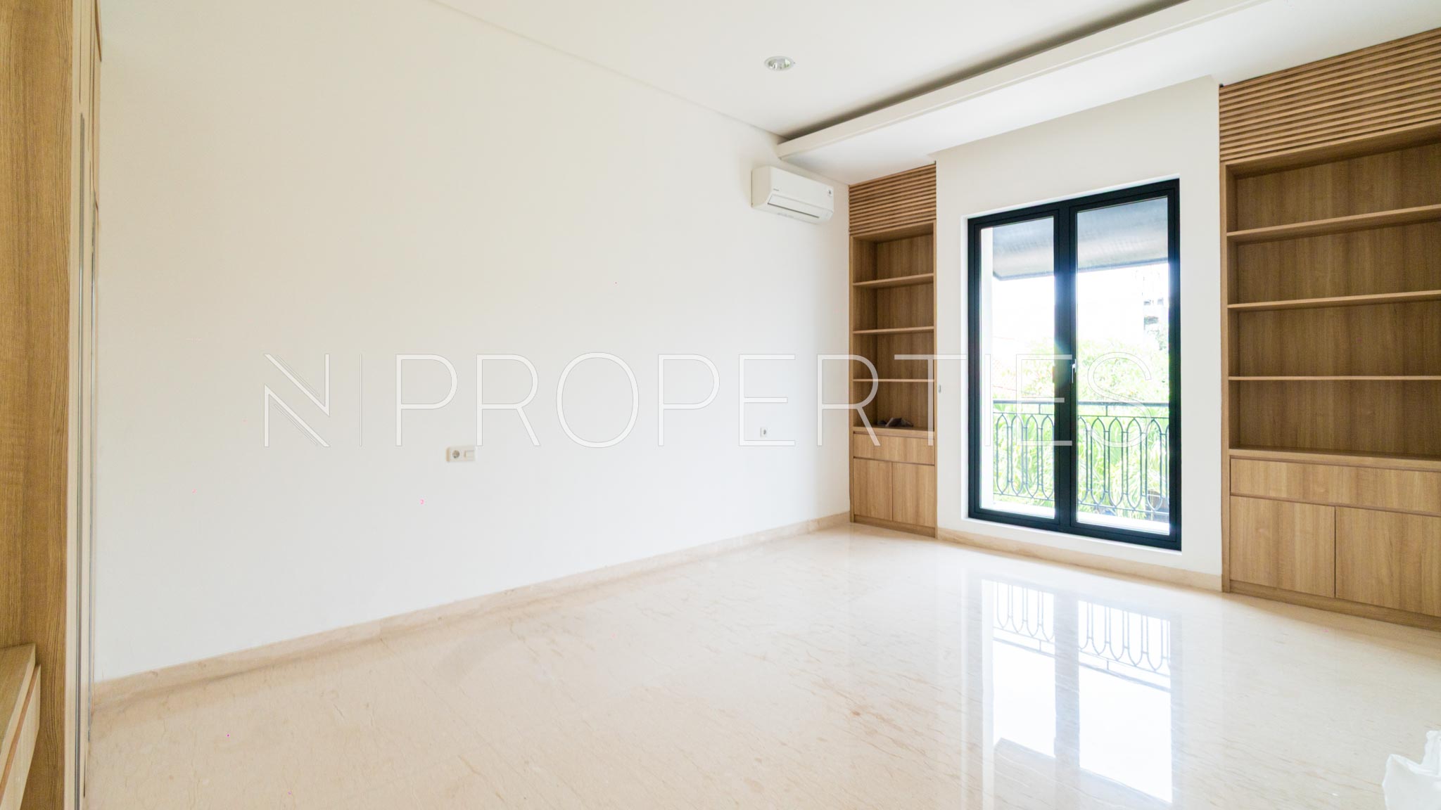 Grand 5BR Private Residence at Cilandak
