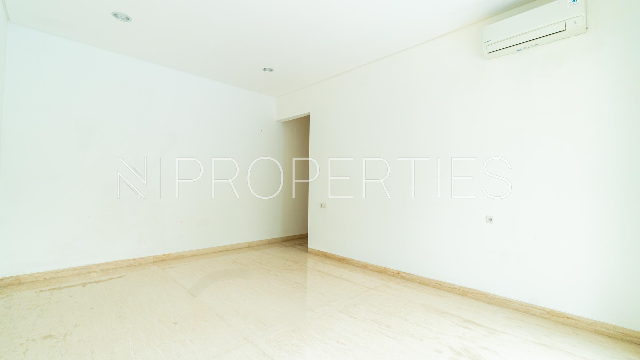 Grand 5BR Private Residence at Cilandak