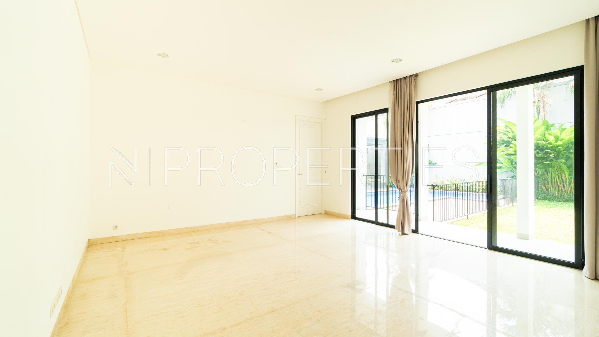 Grand 5BR Private Residence at Cilandak