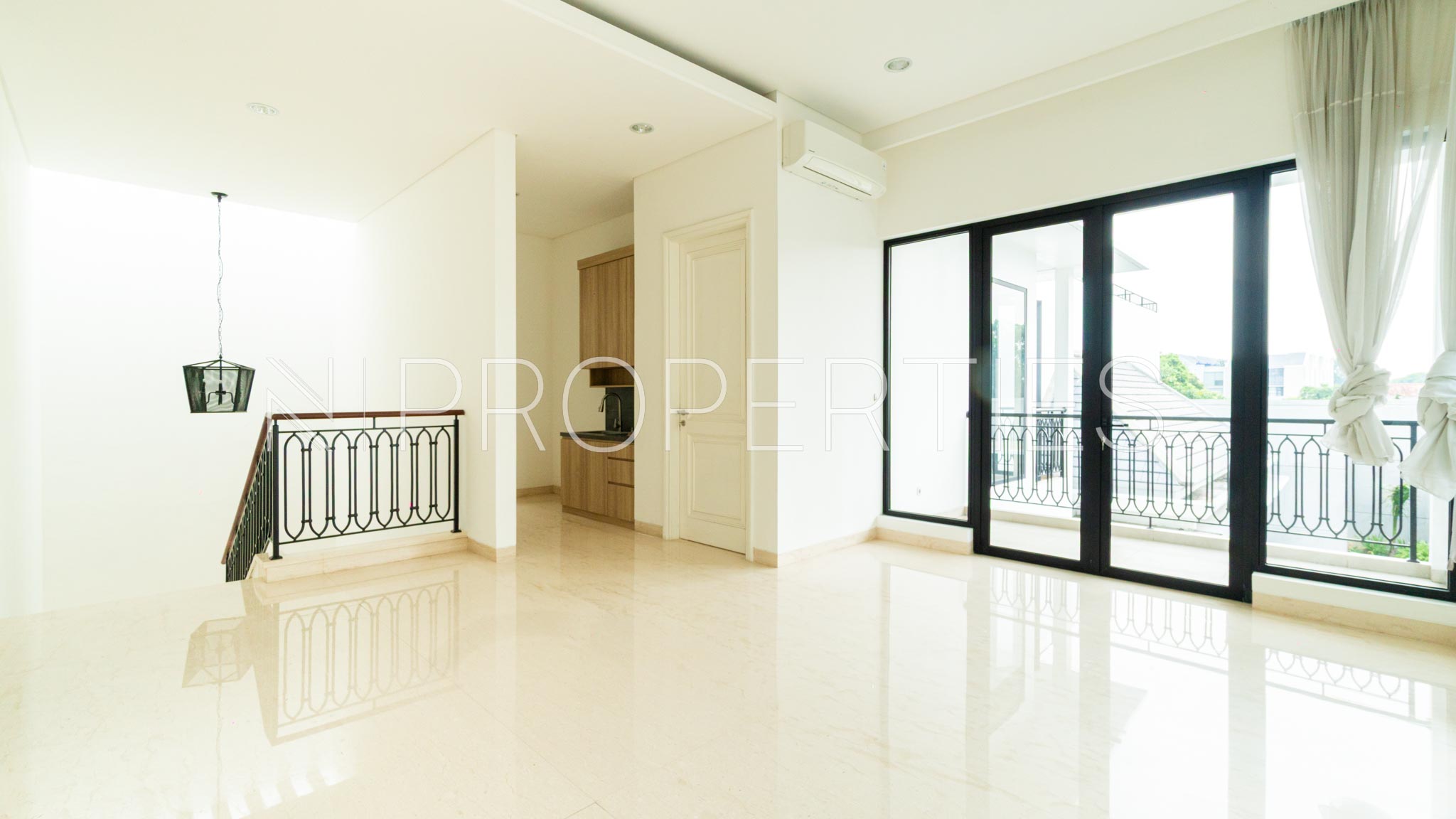Grand 5BR Private Residence at Cilandak