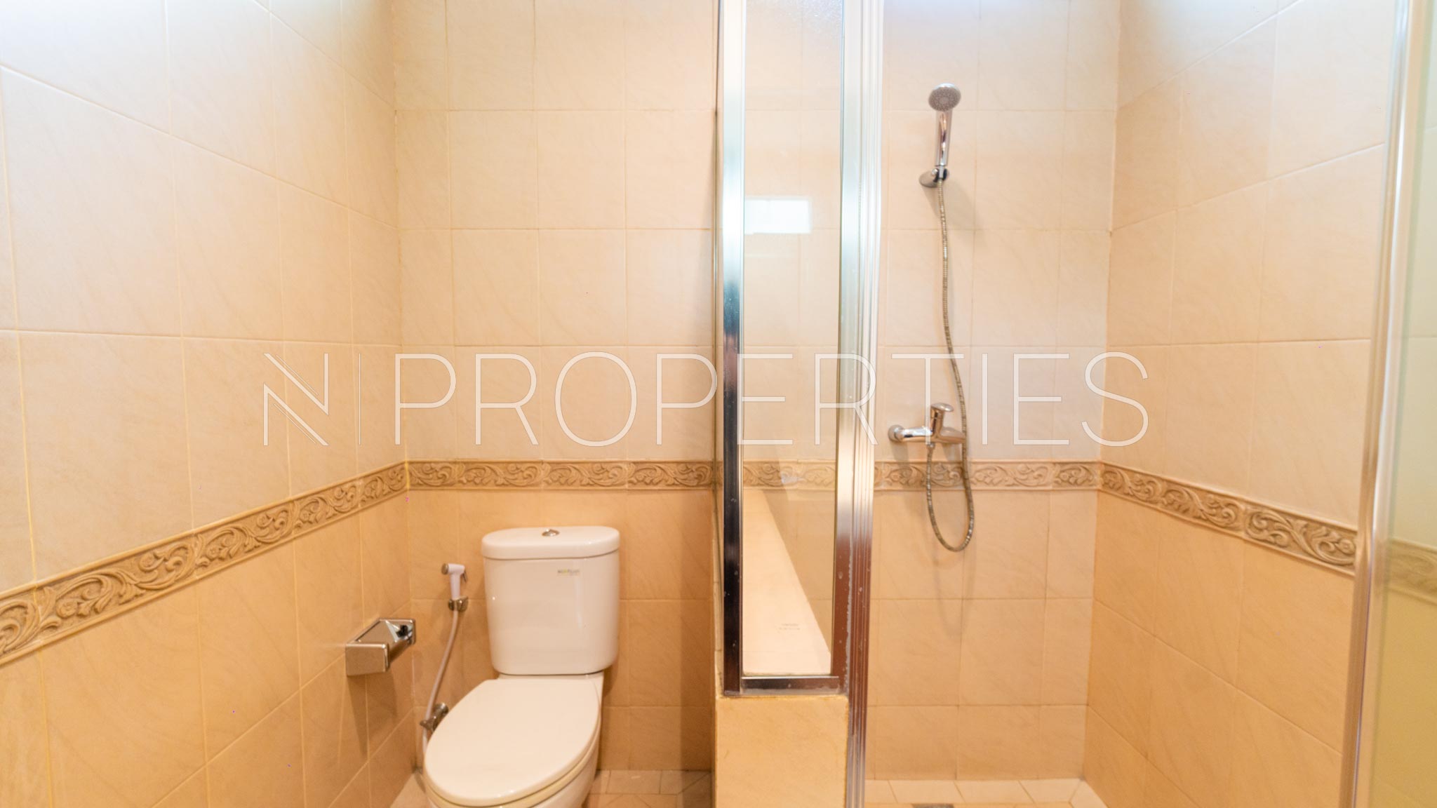 Expansive 5BR House at Kemang