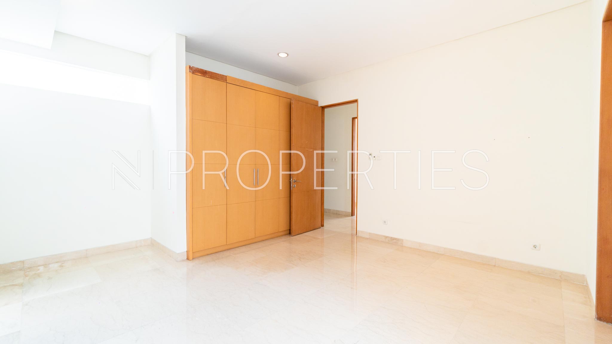 Expansive 5BR House at Kemang