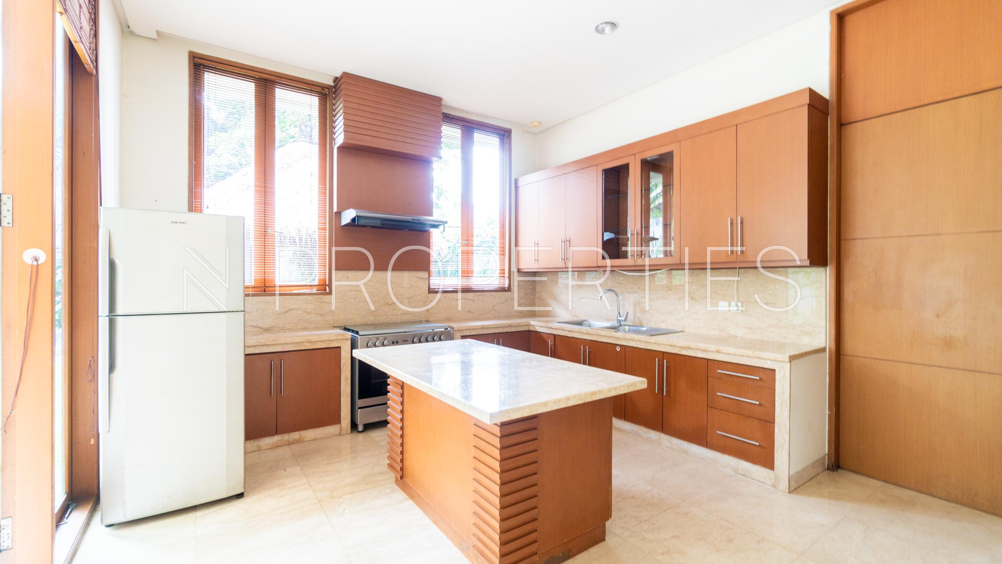 Expansive 5BR House at Kemang