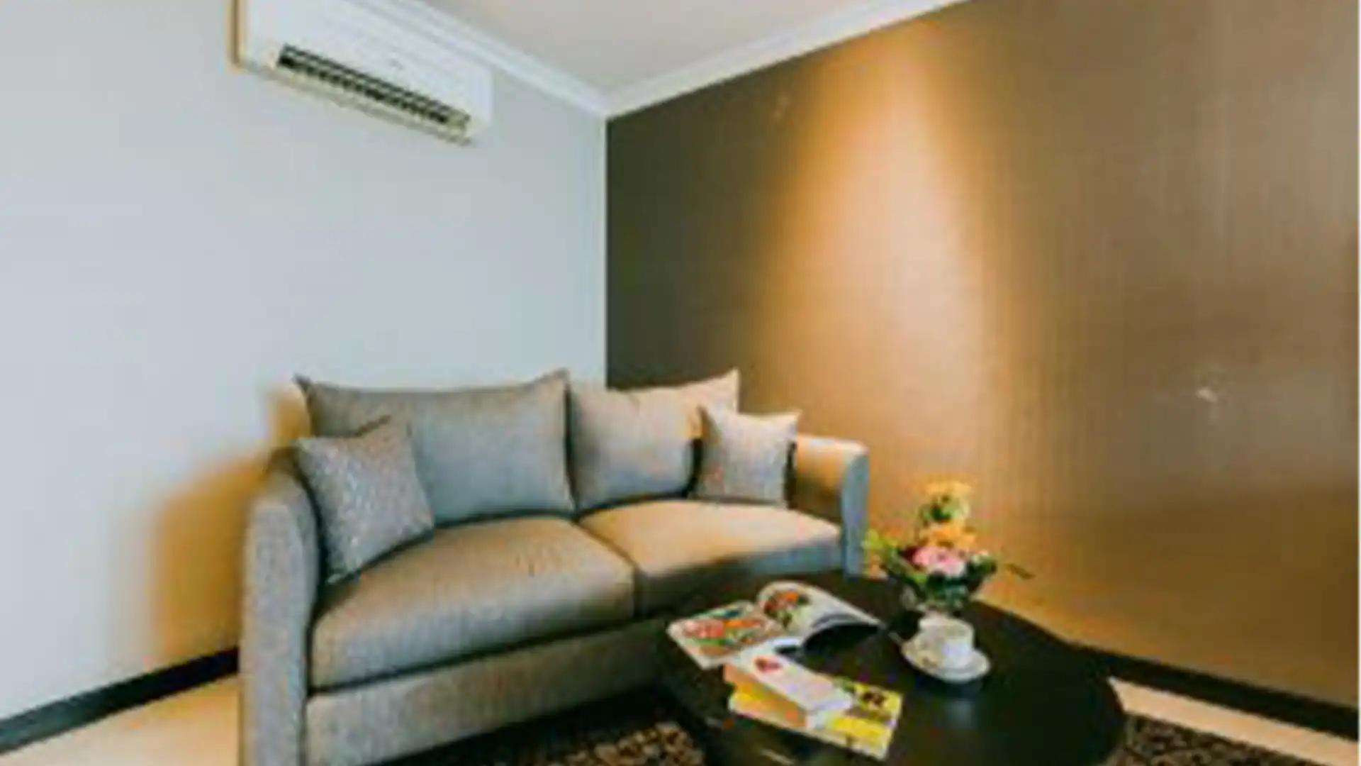 KRISTAL-T2-F9-1BR-Living Area Hotel Kristal – Compact 1BR Apartment