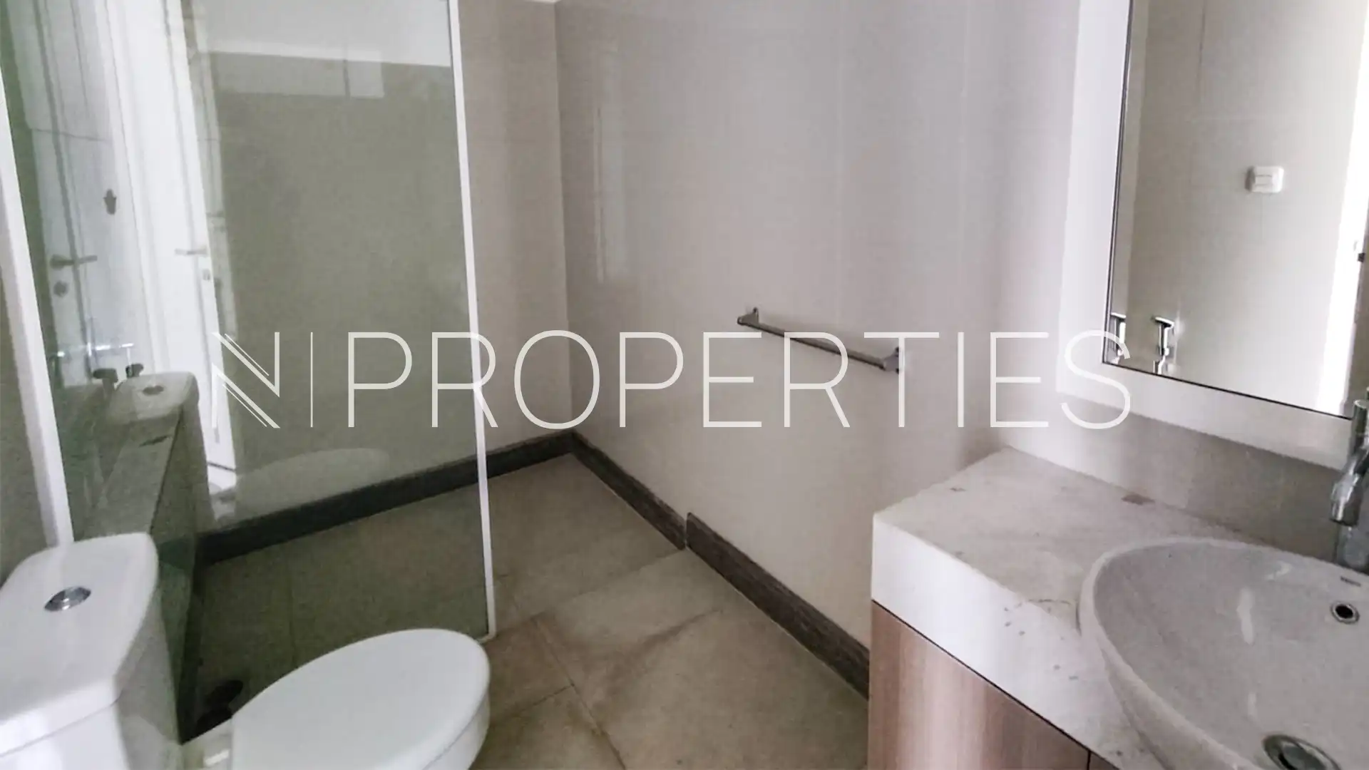Spacious 4BR Family House – Kemang Selatan