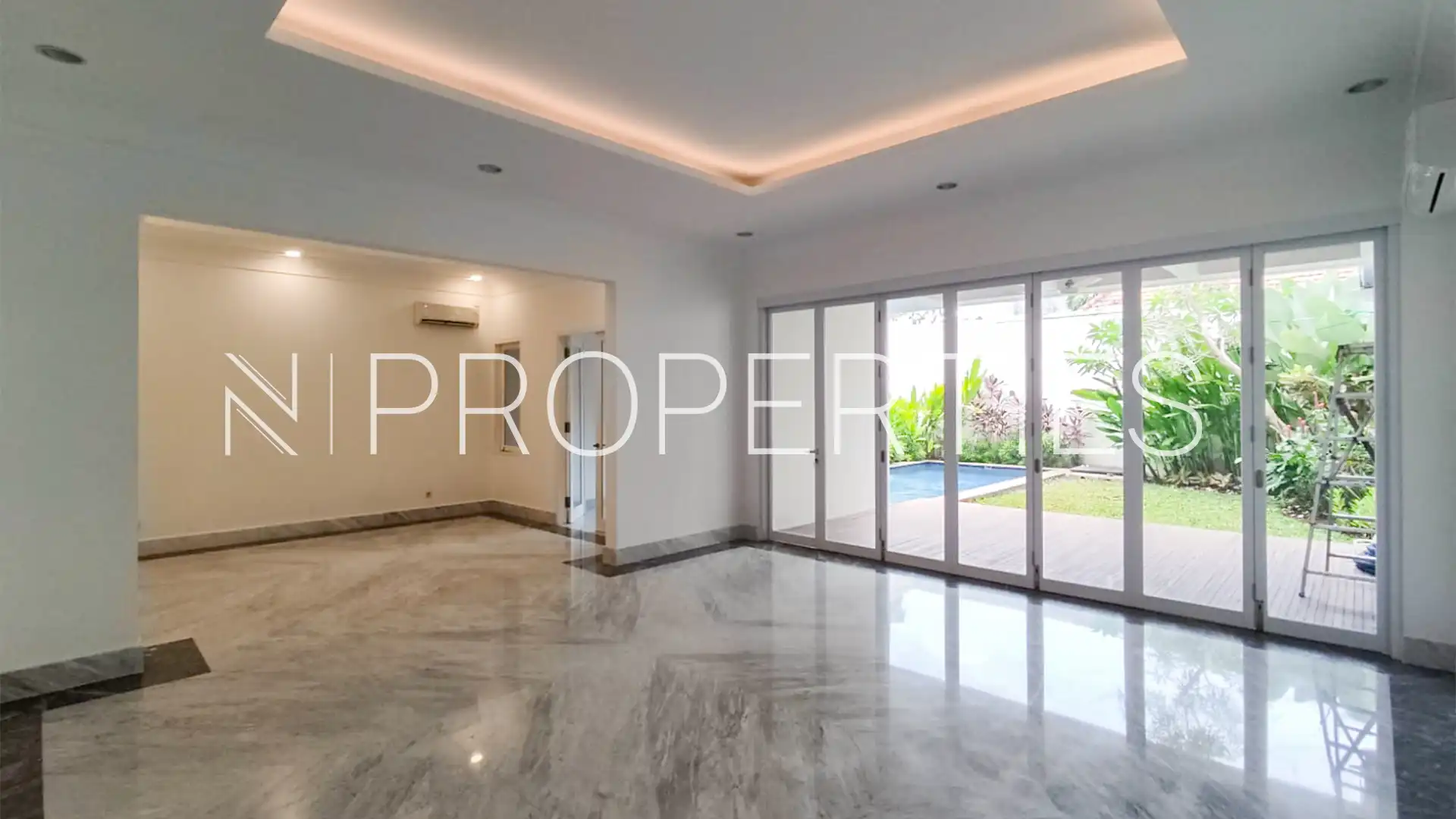 Spacious 4BR Family House – Kemang Selatan