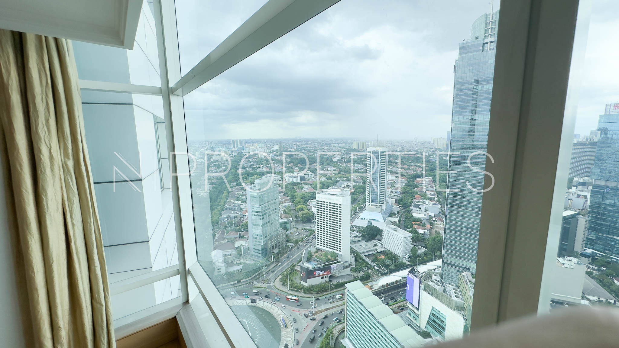 Kempinski 40D – City View Kempinski Private Residence – 3BR Comfort Apartment