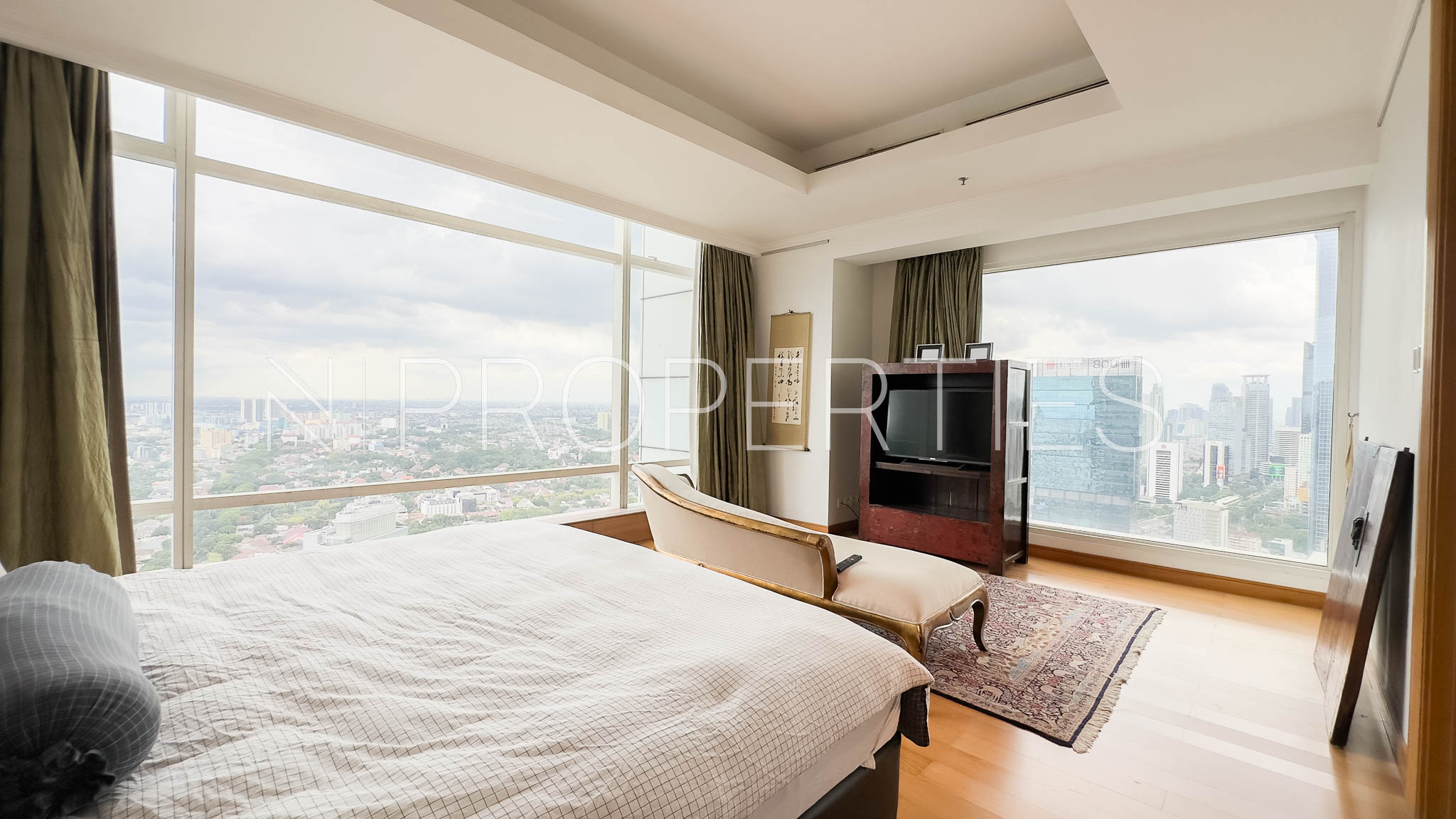 Kempinski 40D – Simple Bedroom Kempinski Private Residence – 3BR Comfort Apartment